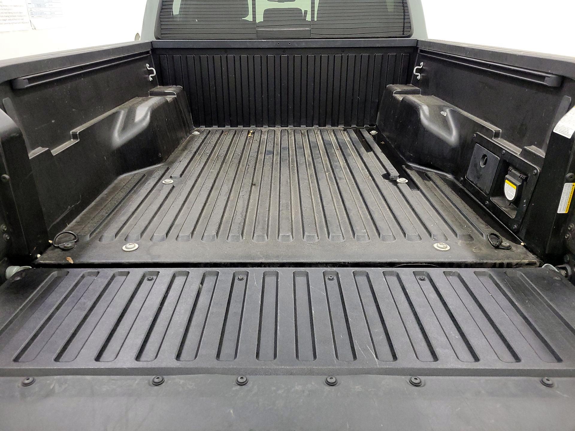 Thumbnail: 2023 Toyota Tacoma - 20