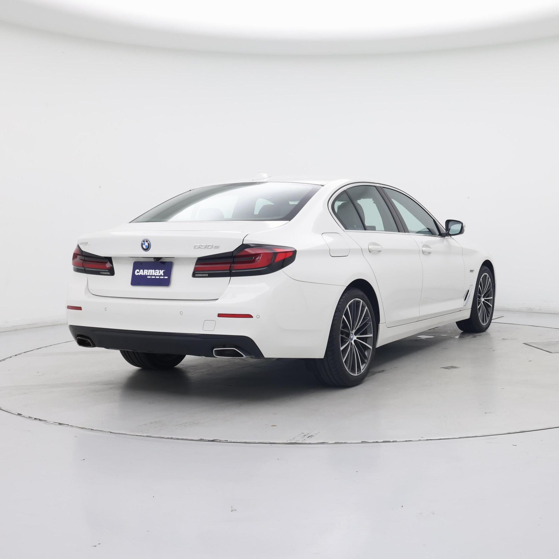 Thumbnail: 2023 BMW 5 Series - 8