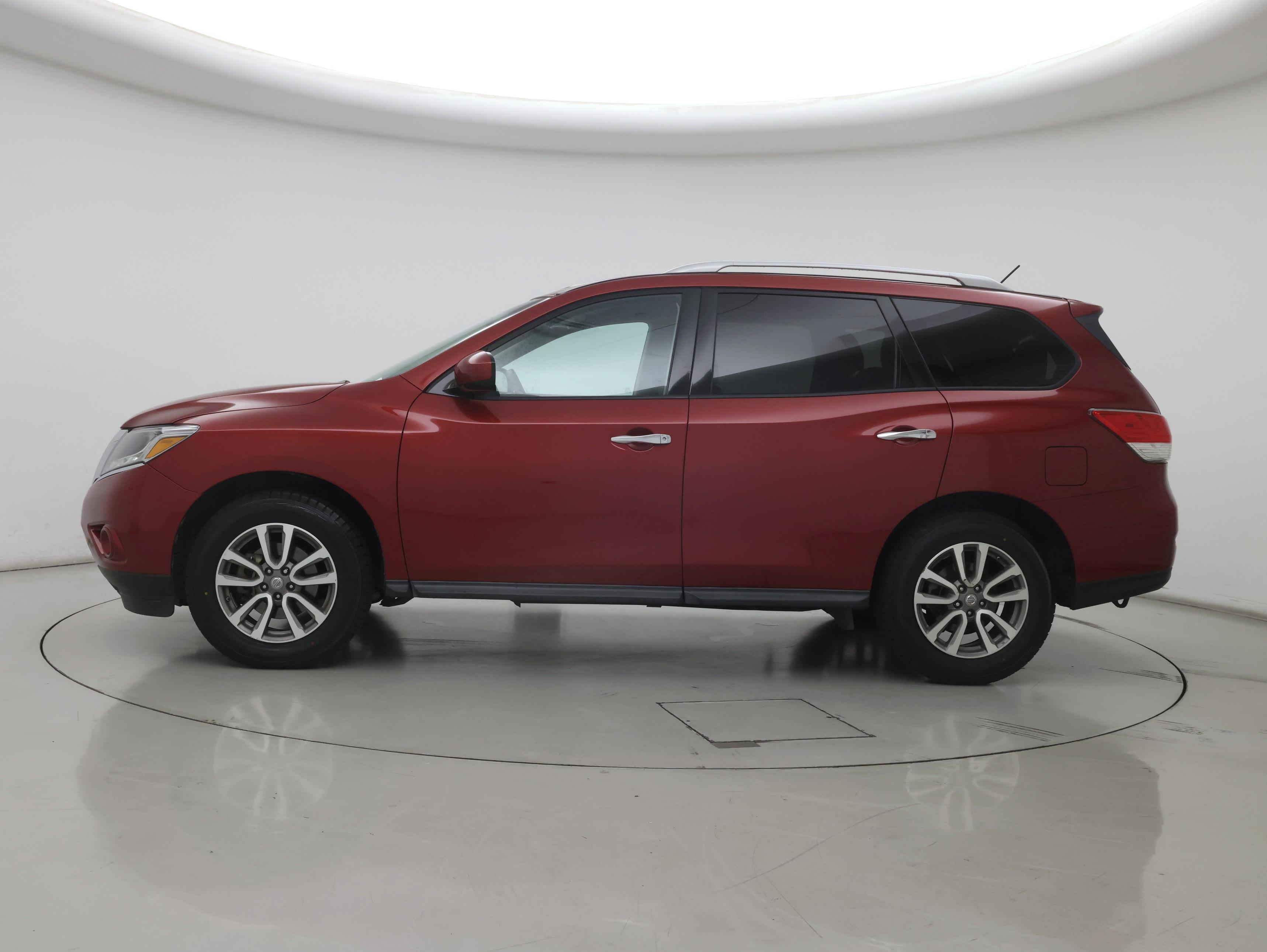 Thumbnail: 2016 Nissan Pathfinder - 3