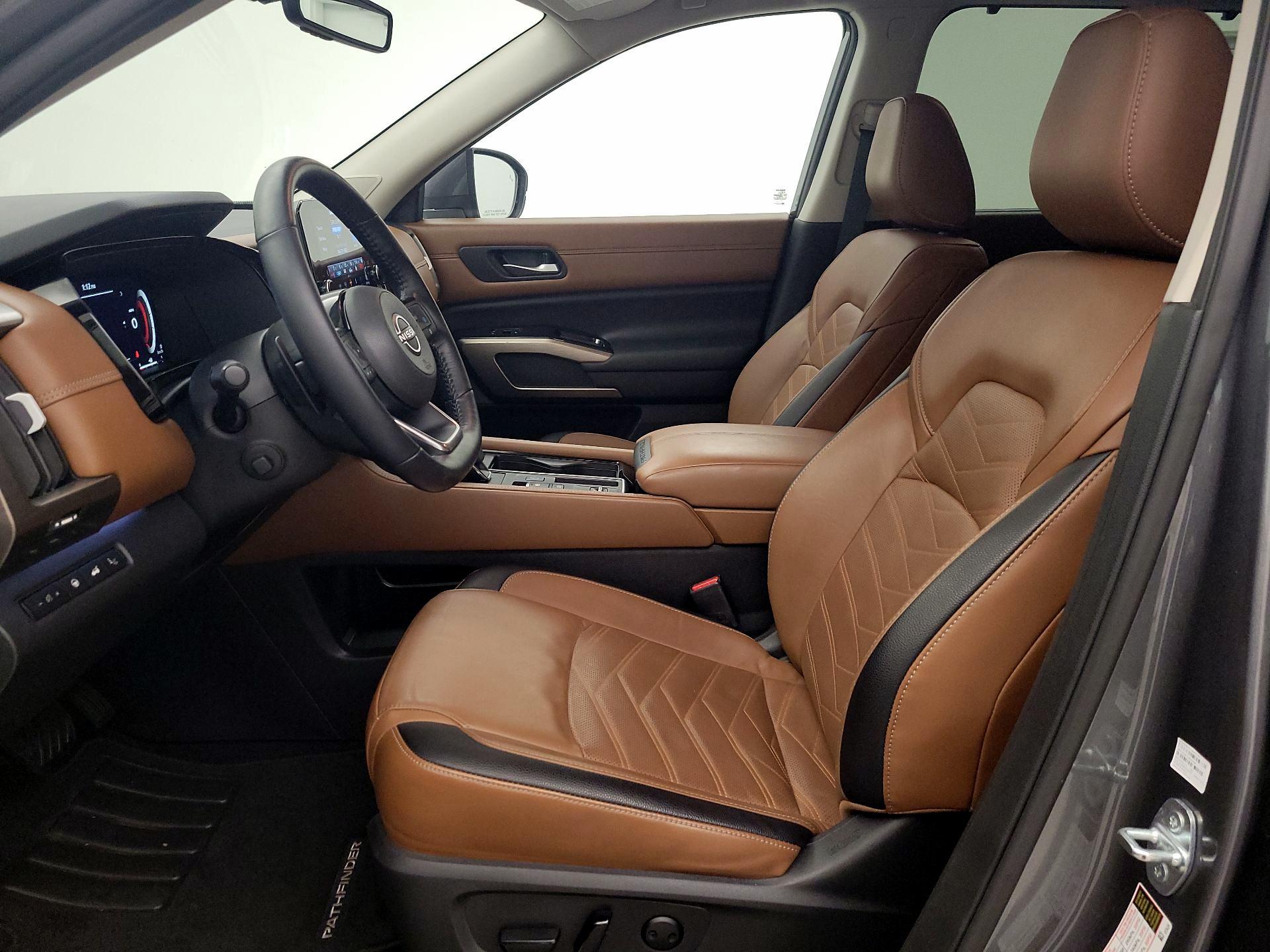 Thumbnail: 2023 Nissan Pathfinder - 11