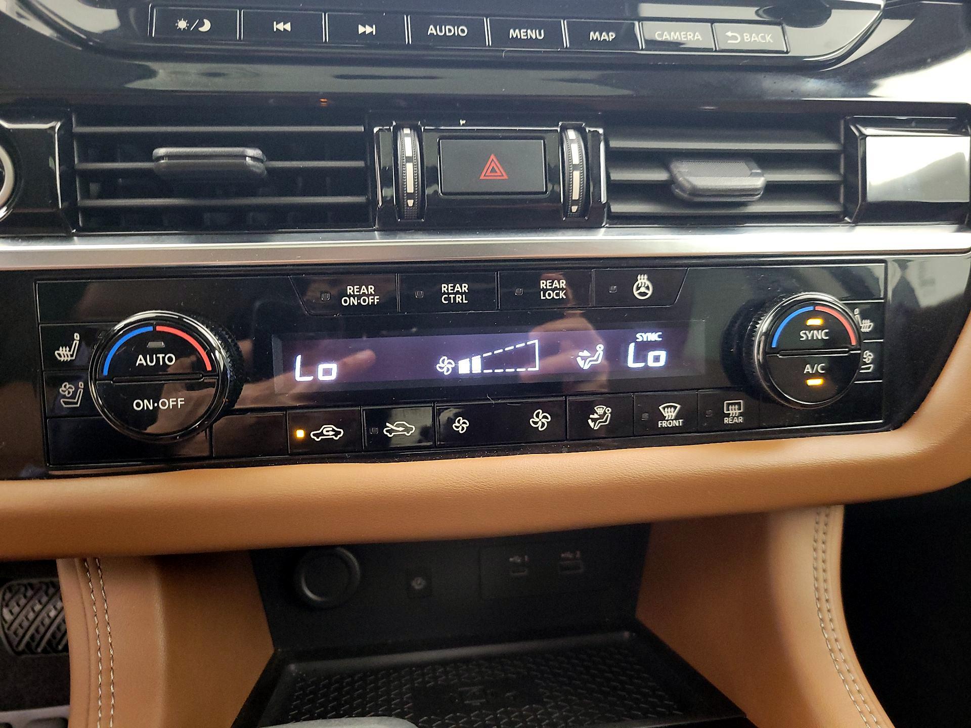 Thumbnail: 2023 Nissan Pathfinder - 17