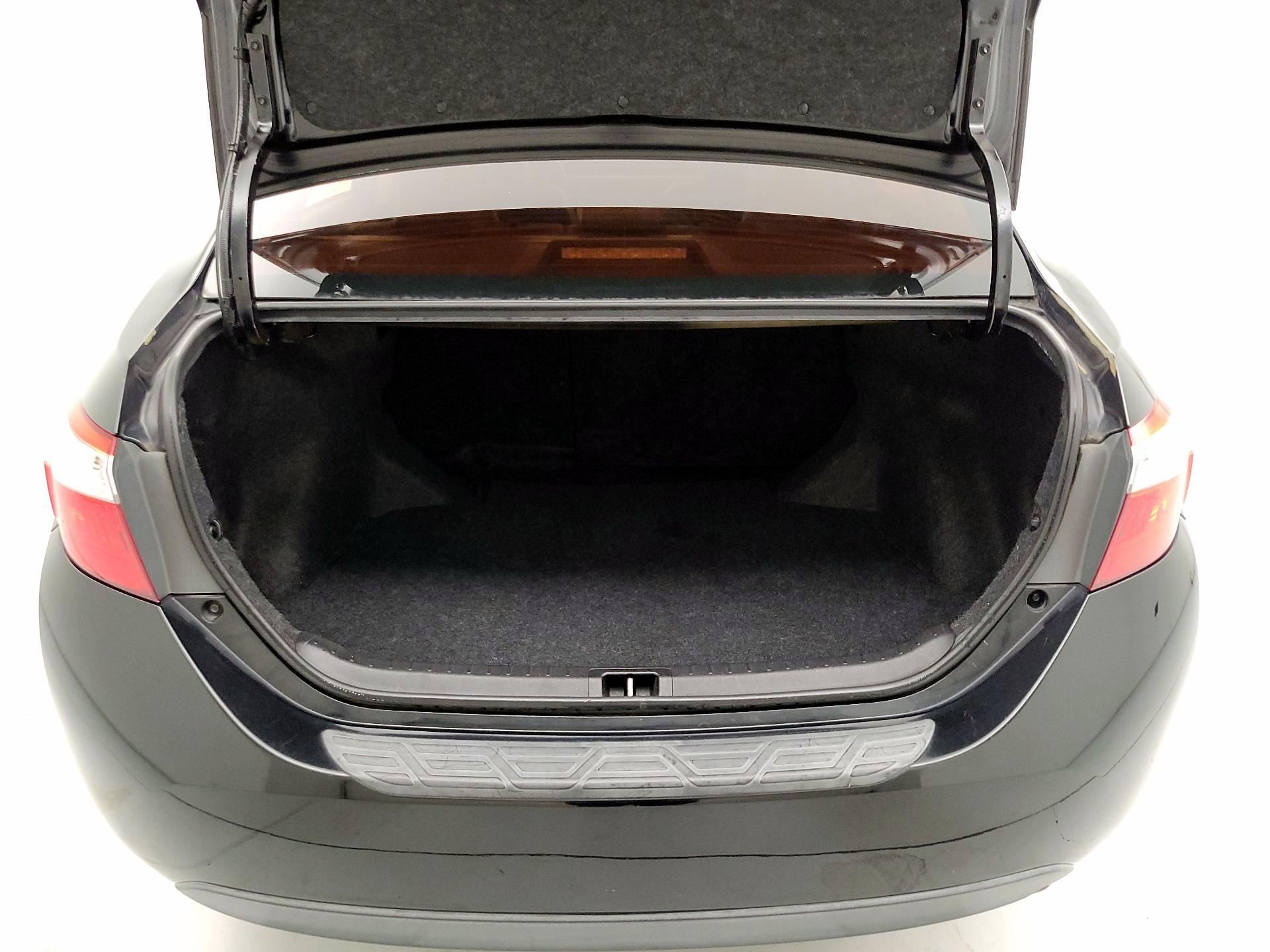 Thumbnail: 2014 Toyota Corolla - 20