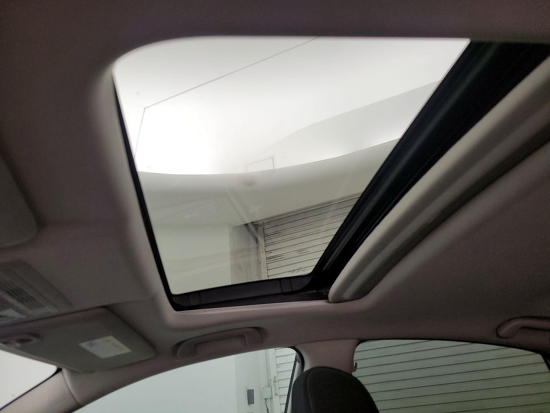 Thumbnail: 2016 Honda Civic - 19