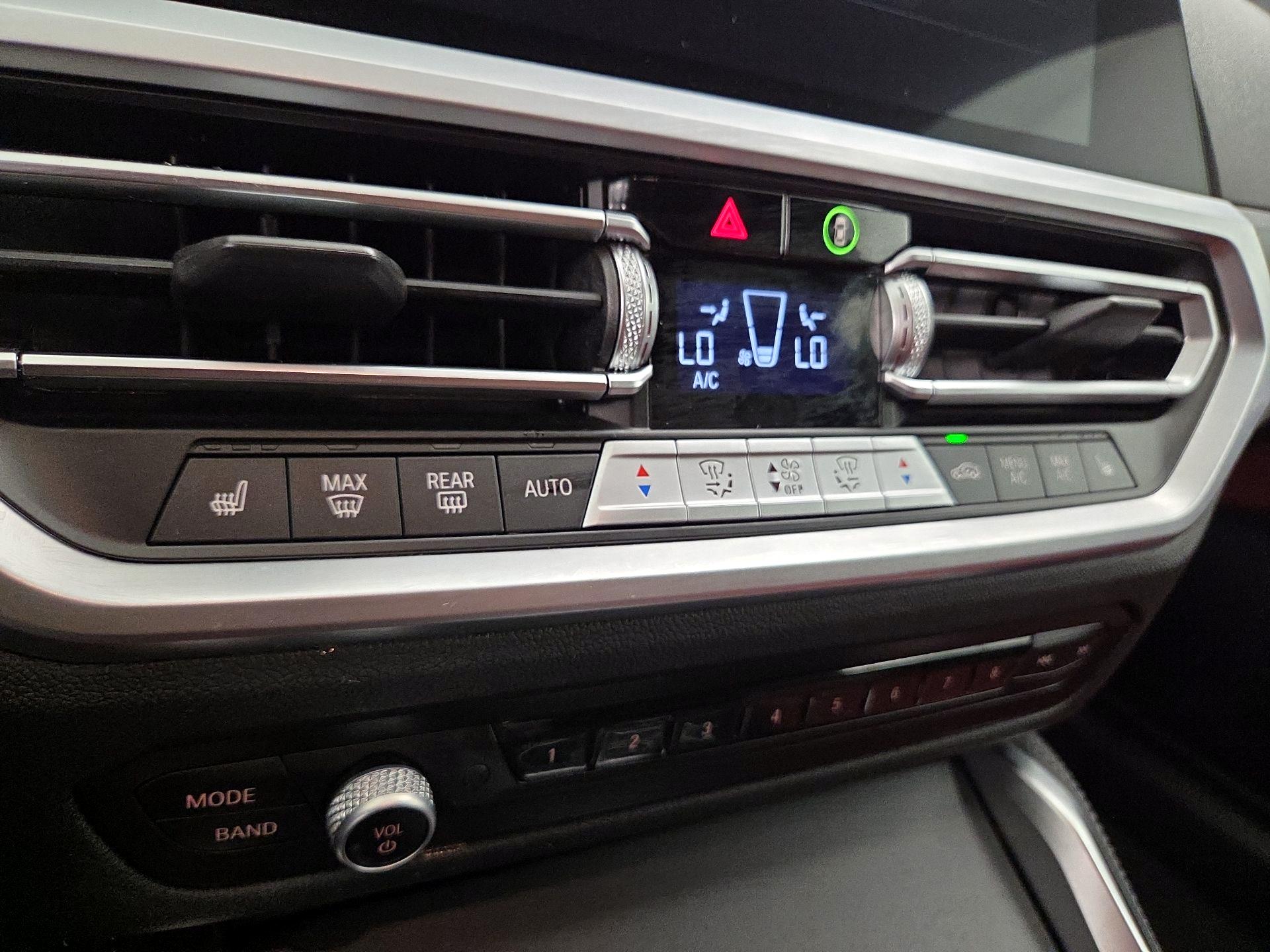 Thumbnail: 2023 BMW 4 Series - 17