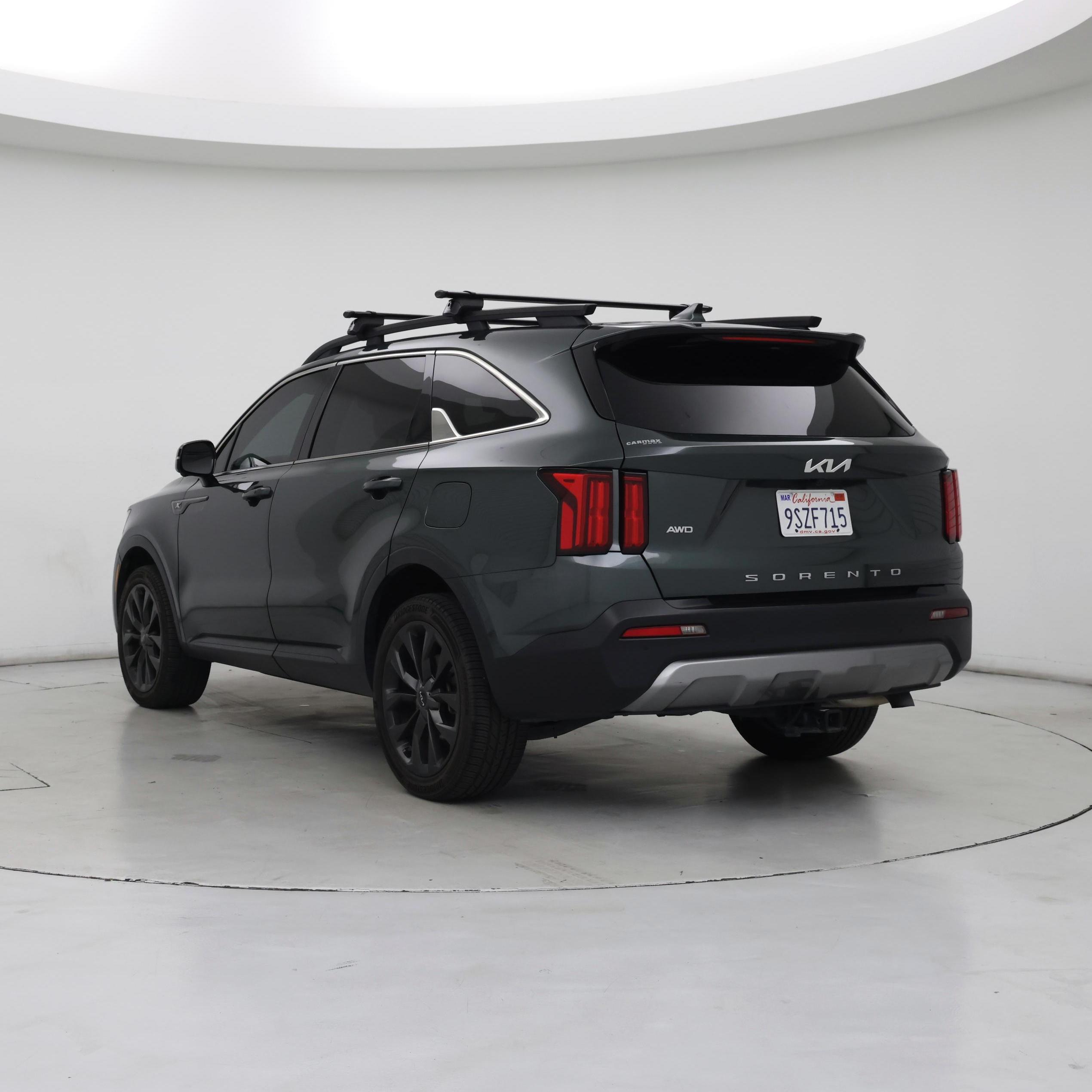 Thumbnail: 2022 Kia Sorento - 2
