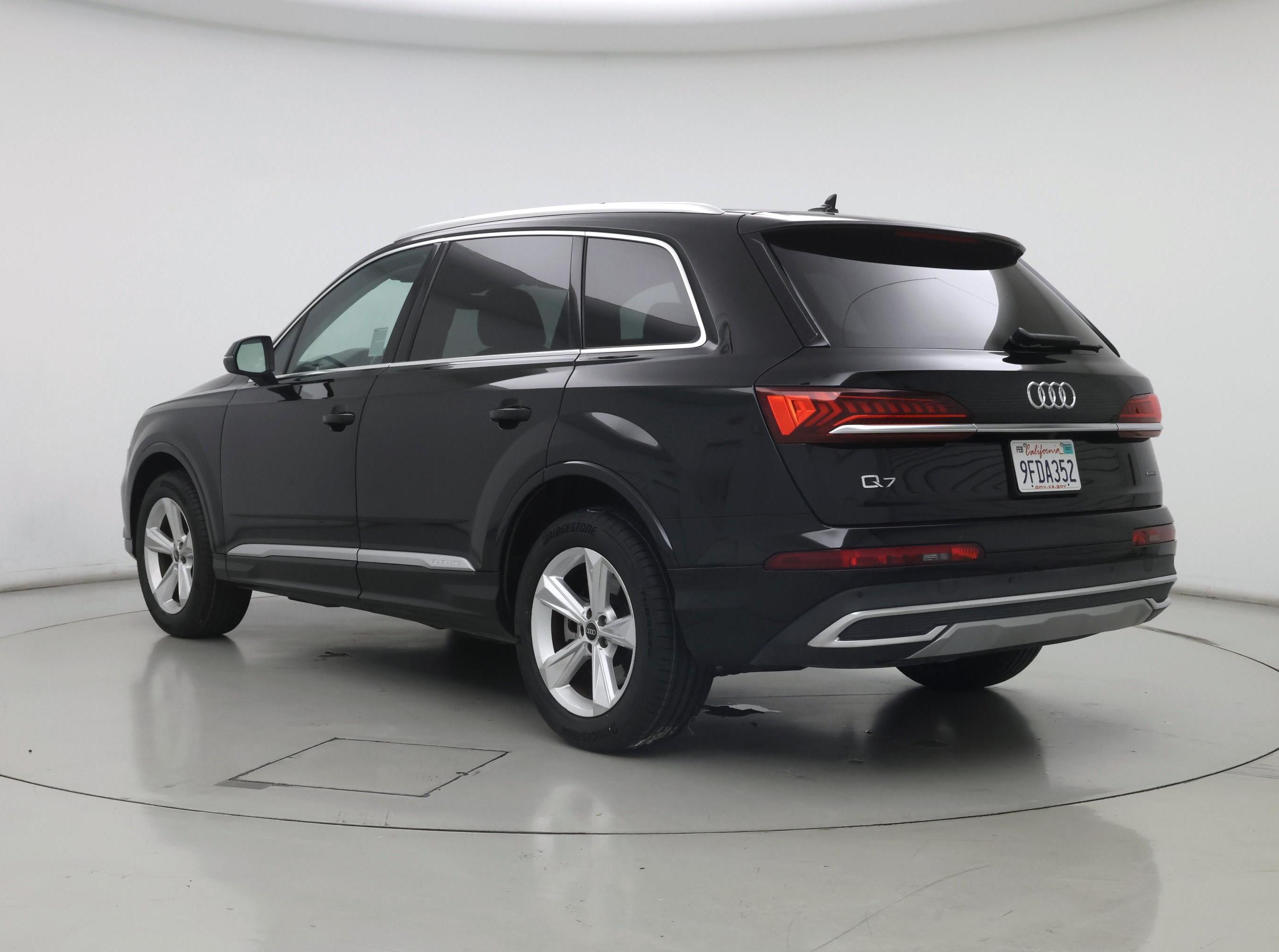 Thumbnail: 2023 Audi Q7 - 2