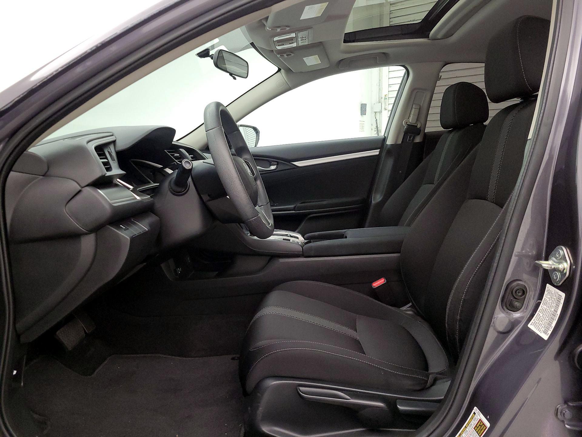 Thumbnail: 2016 Honda Civic - 11