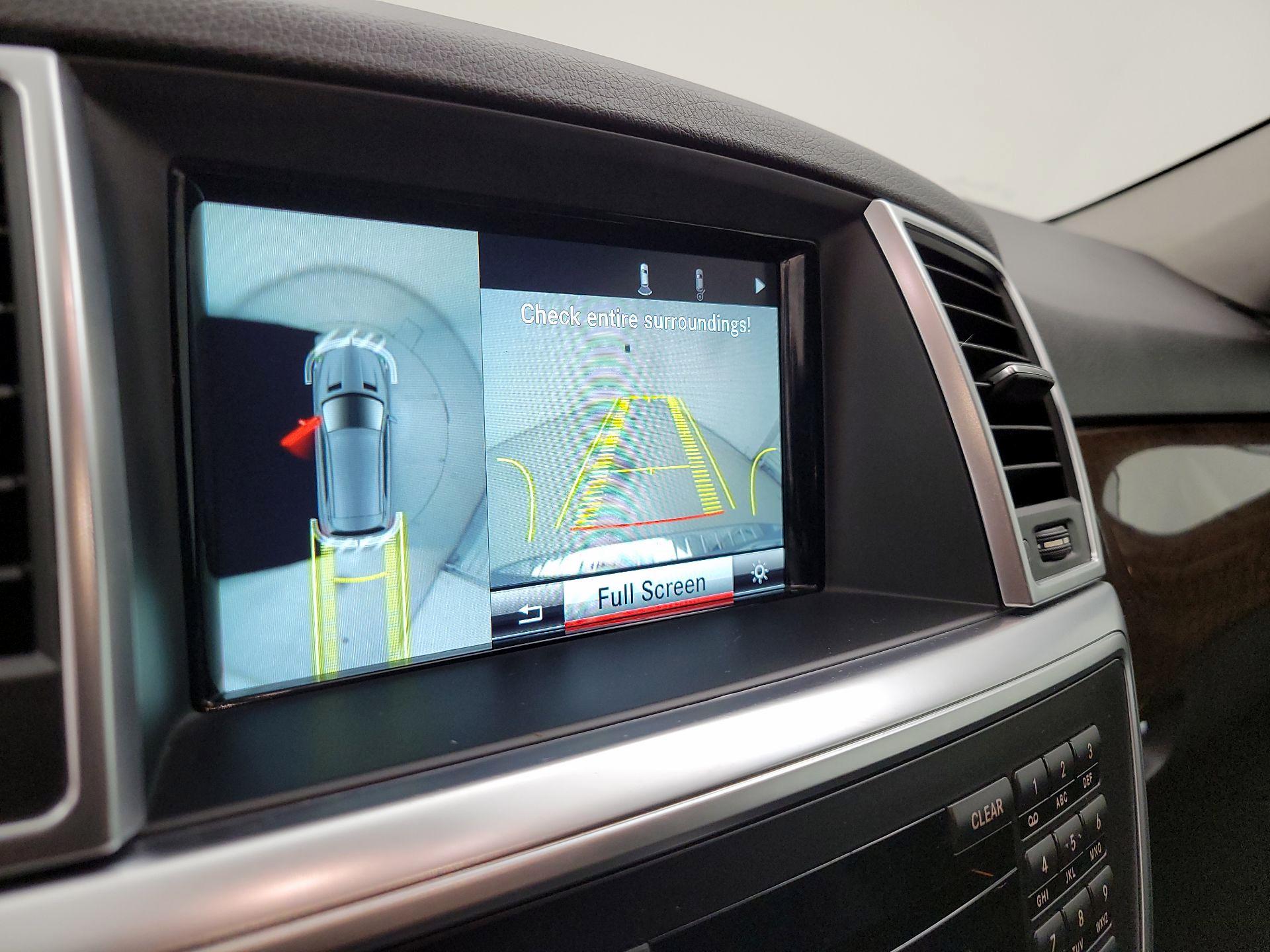 Thumbnail: 2015 Mercedes-Benz M-Class - 15