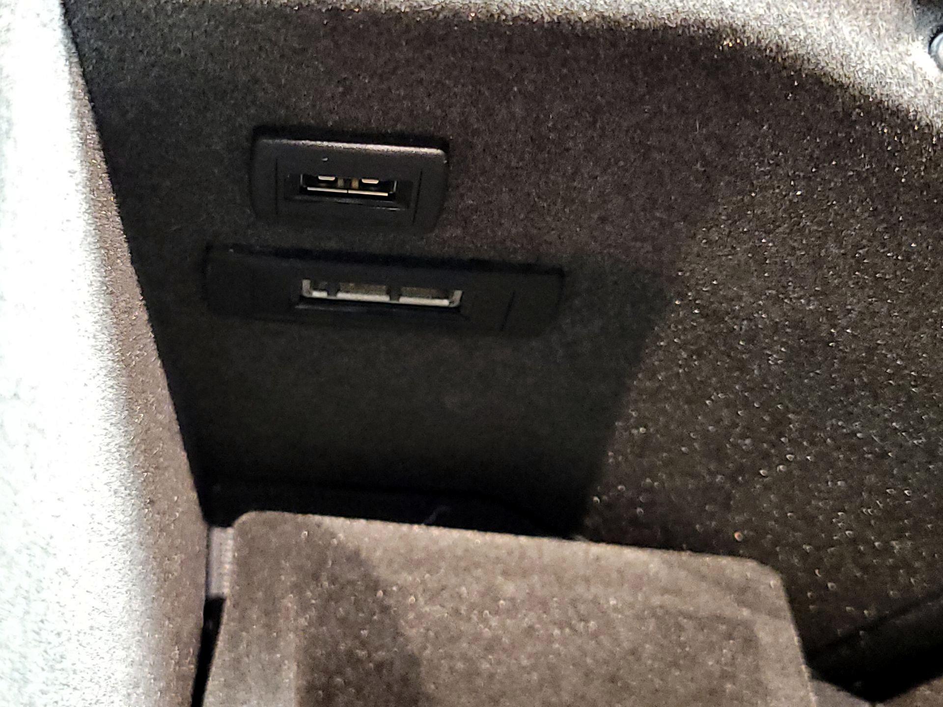 Thumbnail: 2015 Mercedes-Benz M-Class - 19