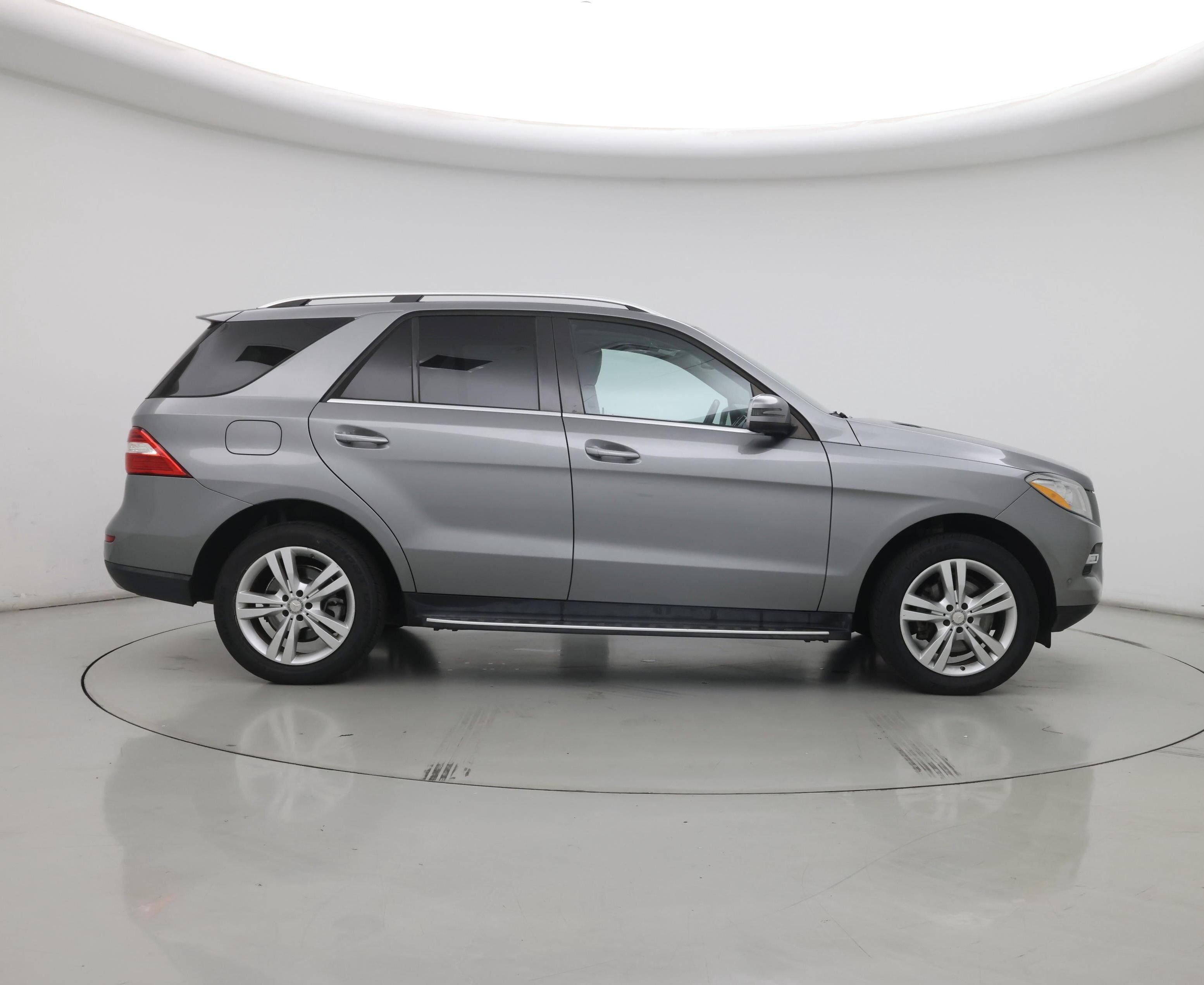 Thumbnail: 2015 Mercedes-Benz M-Class - 7