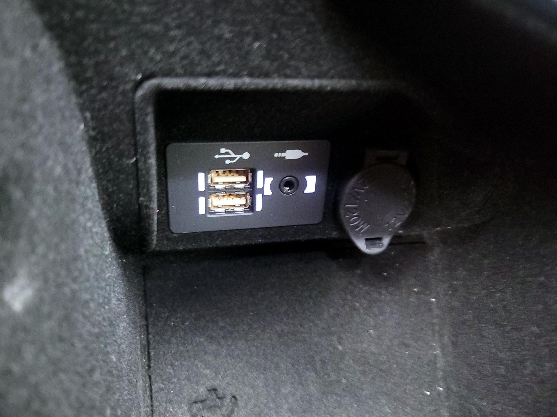 Thumbnail: 2024 Lexus IS - 18