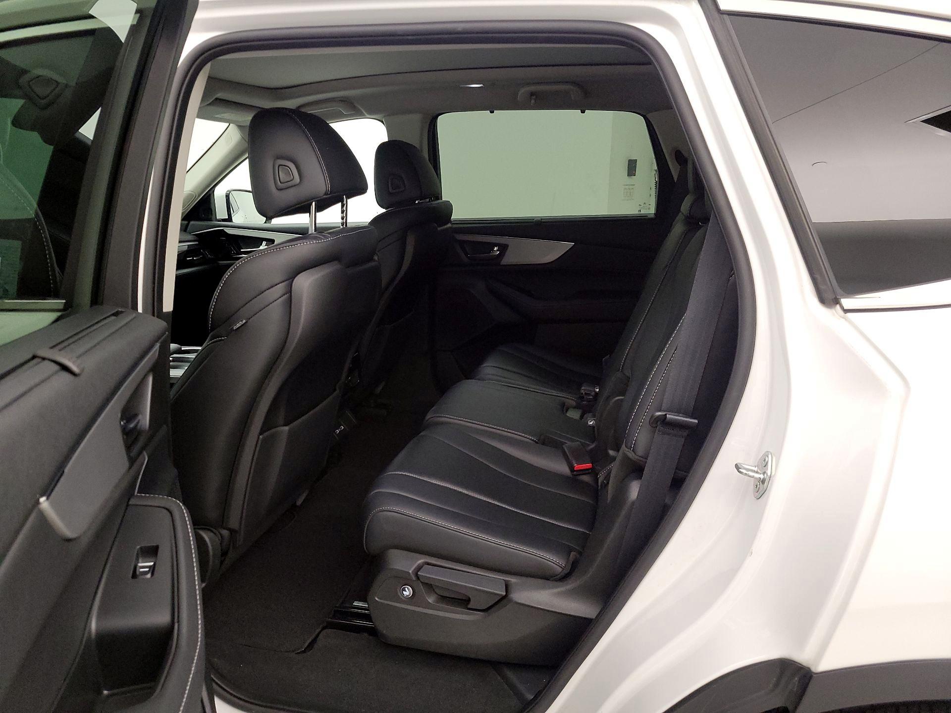 Thumbnail: 2023 Acura MDX - 16