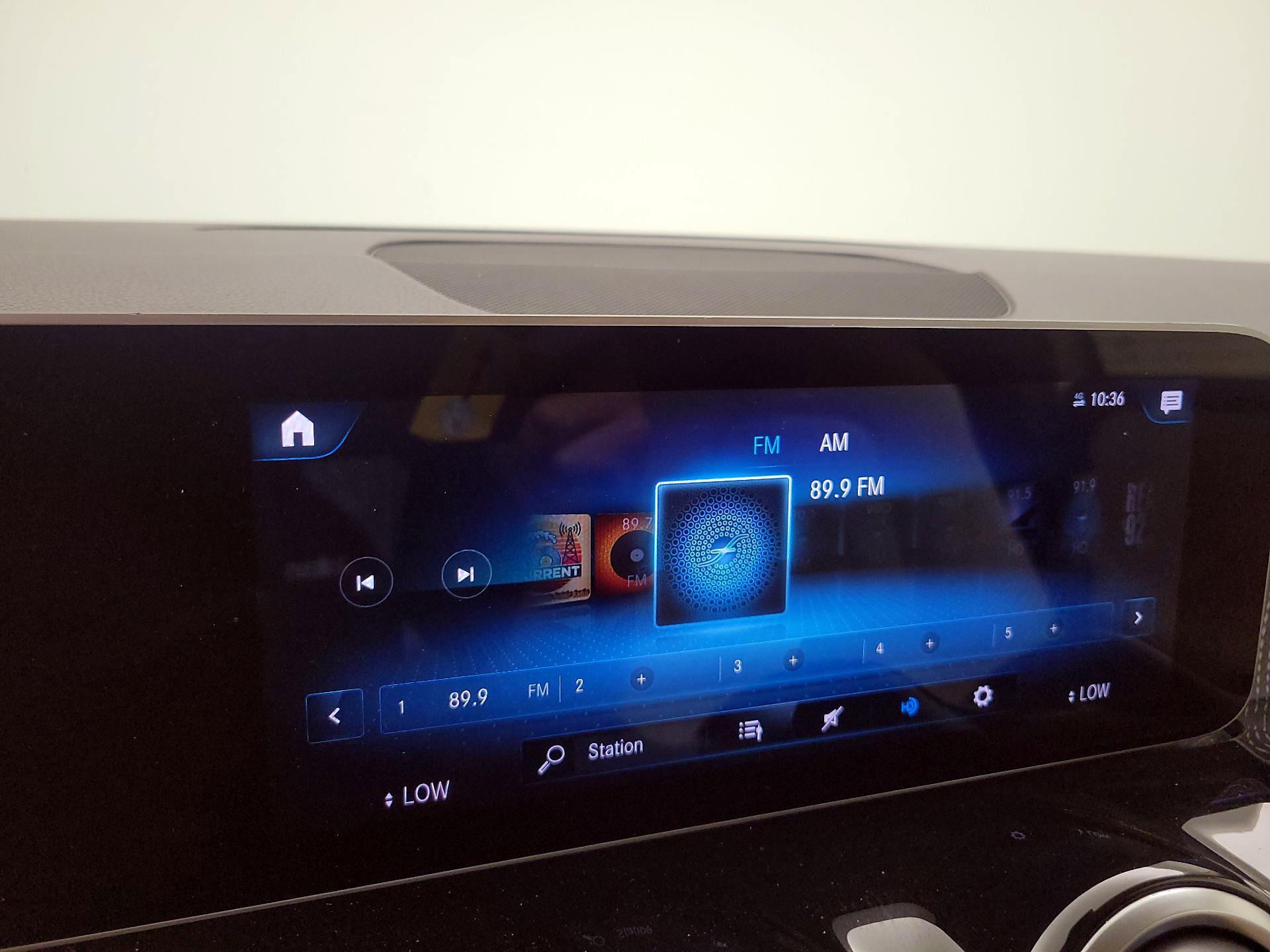 Thumbnail: 2021 Mercedes-Benz GLB - 15