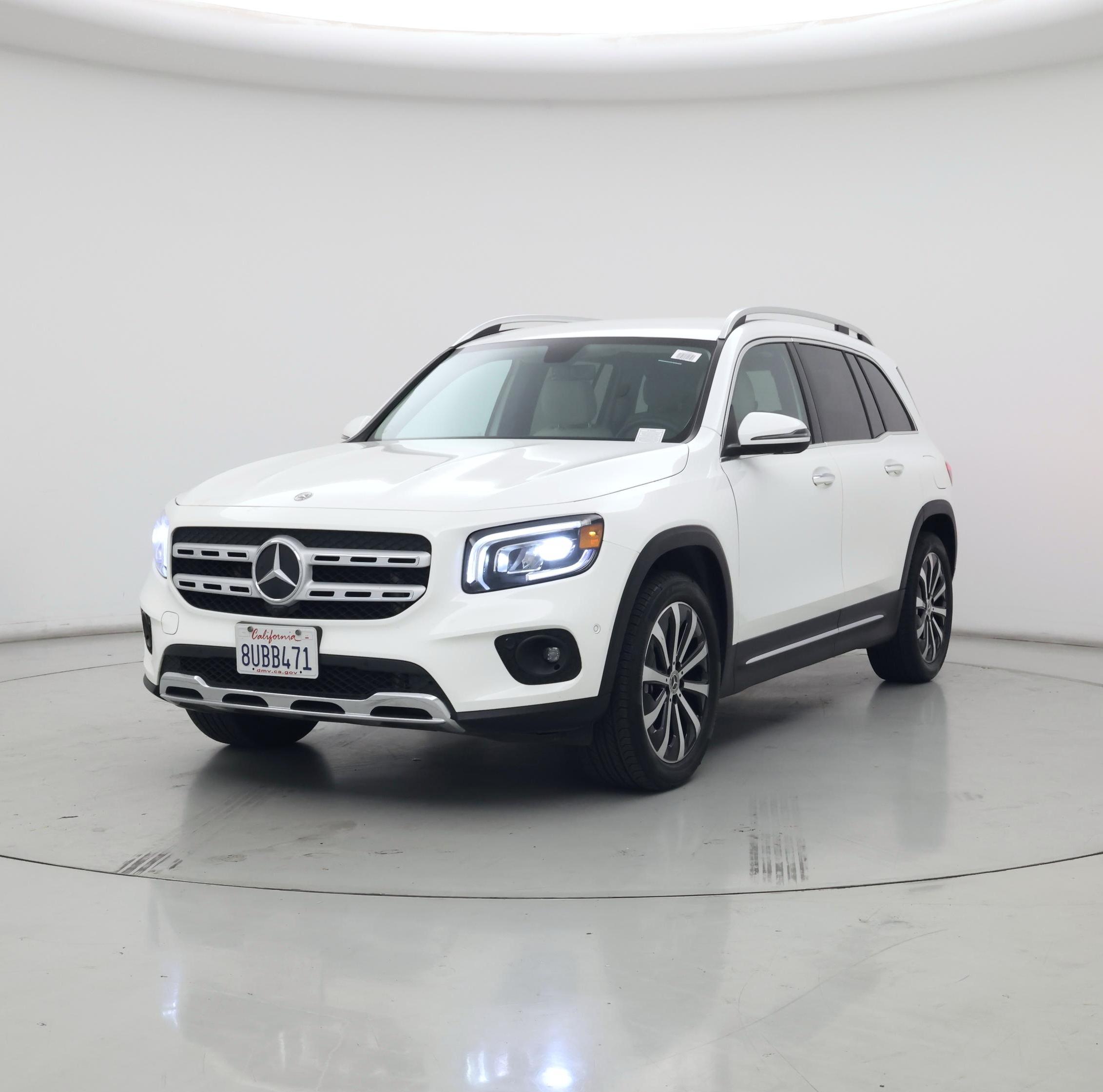 Thumbnail: 2021 Mercedes-Benz GLB - 4