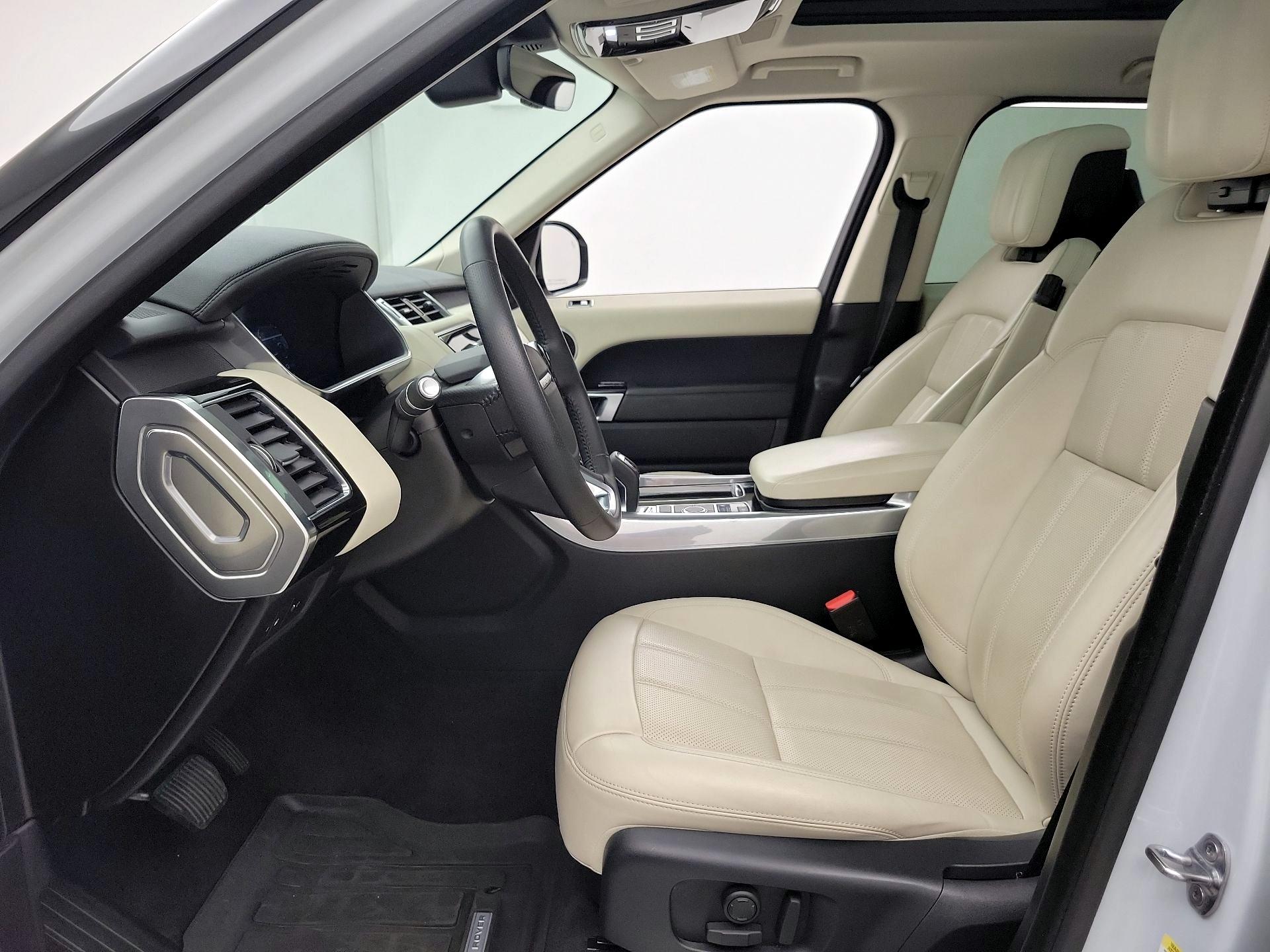 Thumbnail: 2020 Land Rover Range Rover Sport - 11