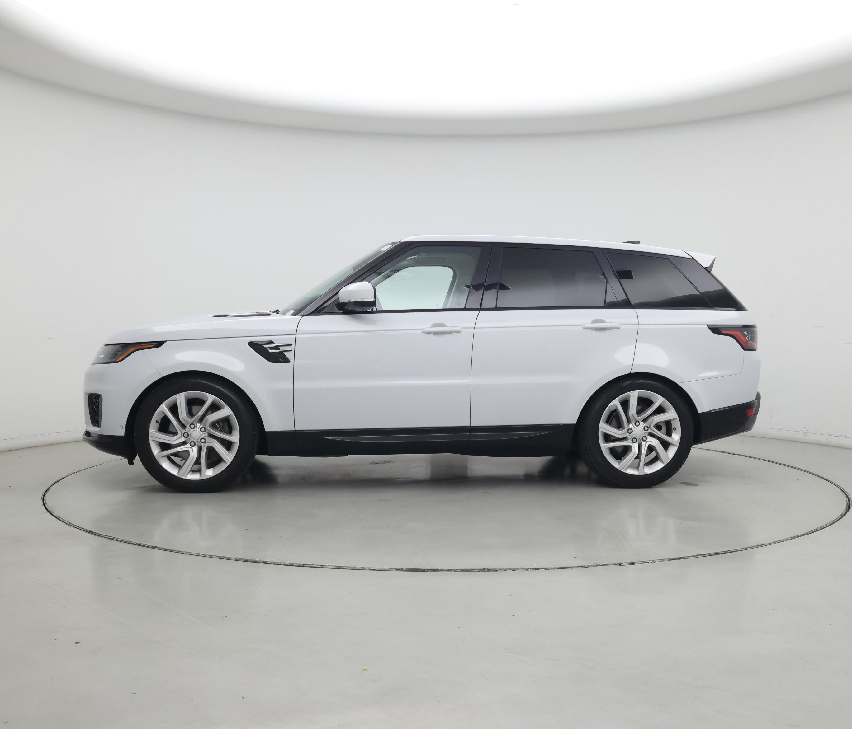 Thumbnail: 2020 Land Rover Range Rover Sport - 3