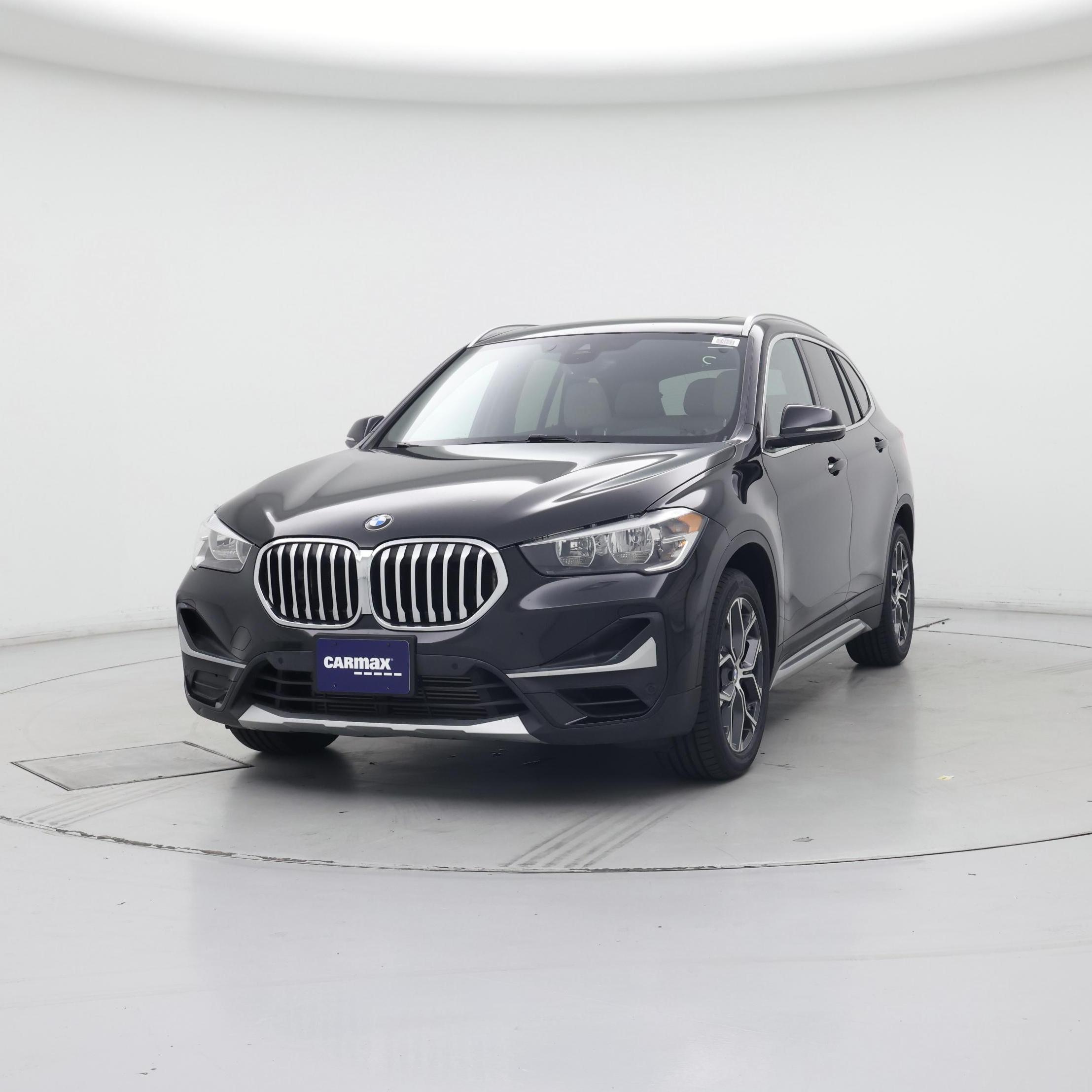 Thumbnail: 2021 BMW X1 - 4