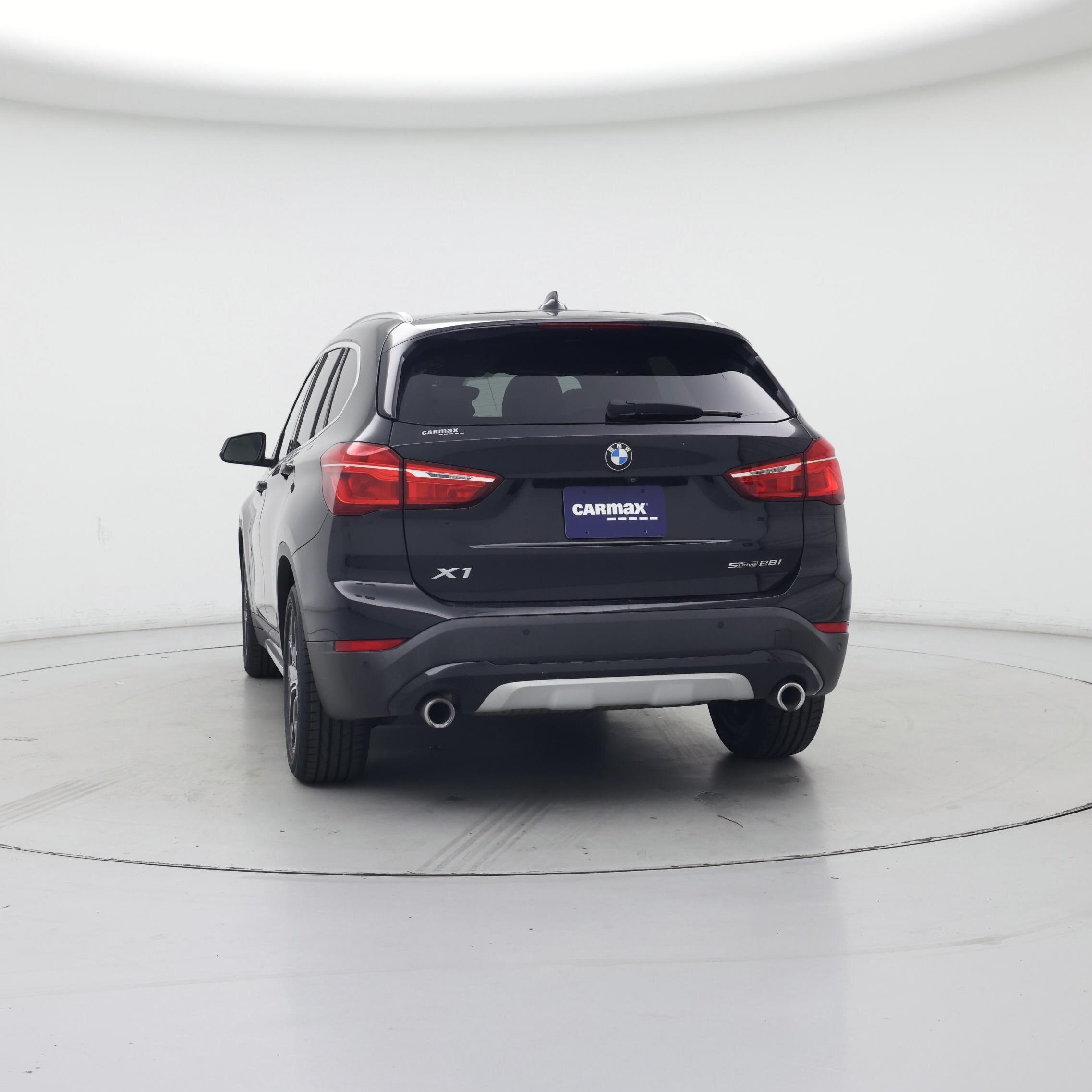 Thumbnail: 2021 BMW X1 - 6