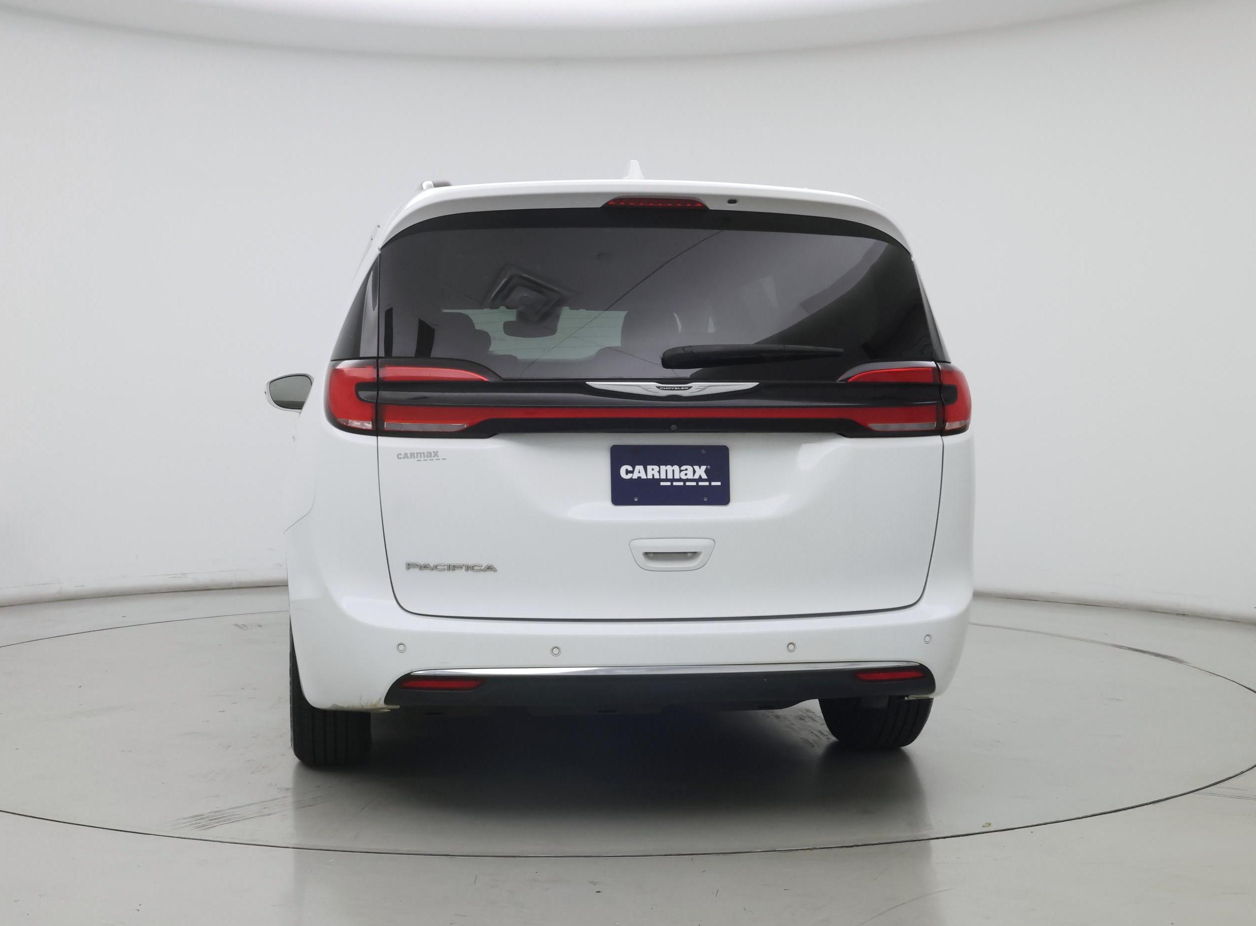 Thumbnail: 2021 Chrysler Pacifica - 6