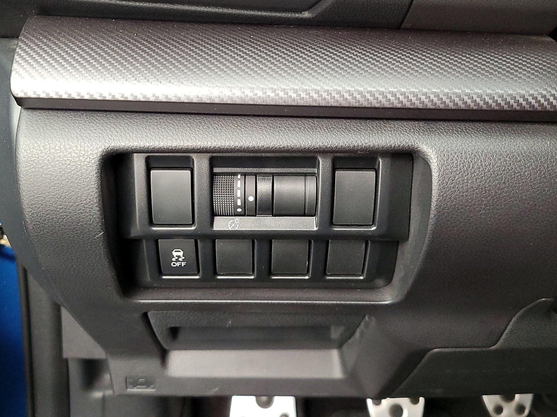 Thumbnail: 2017 Subaru Impreza - 13