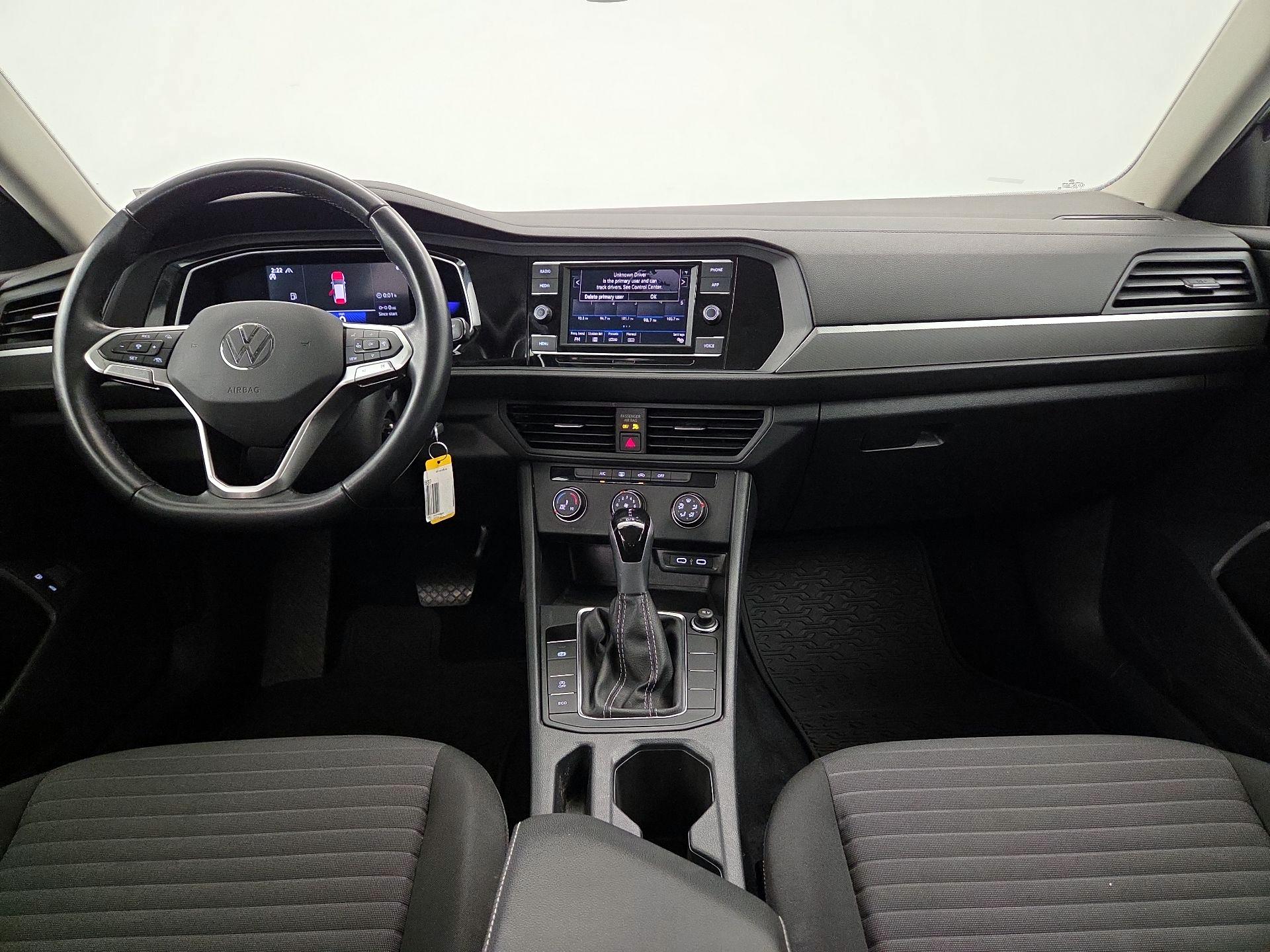 Thumbnail: 2022 Volkswagen Jetta - 9