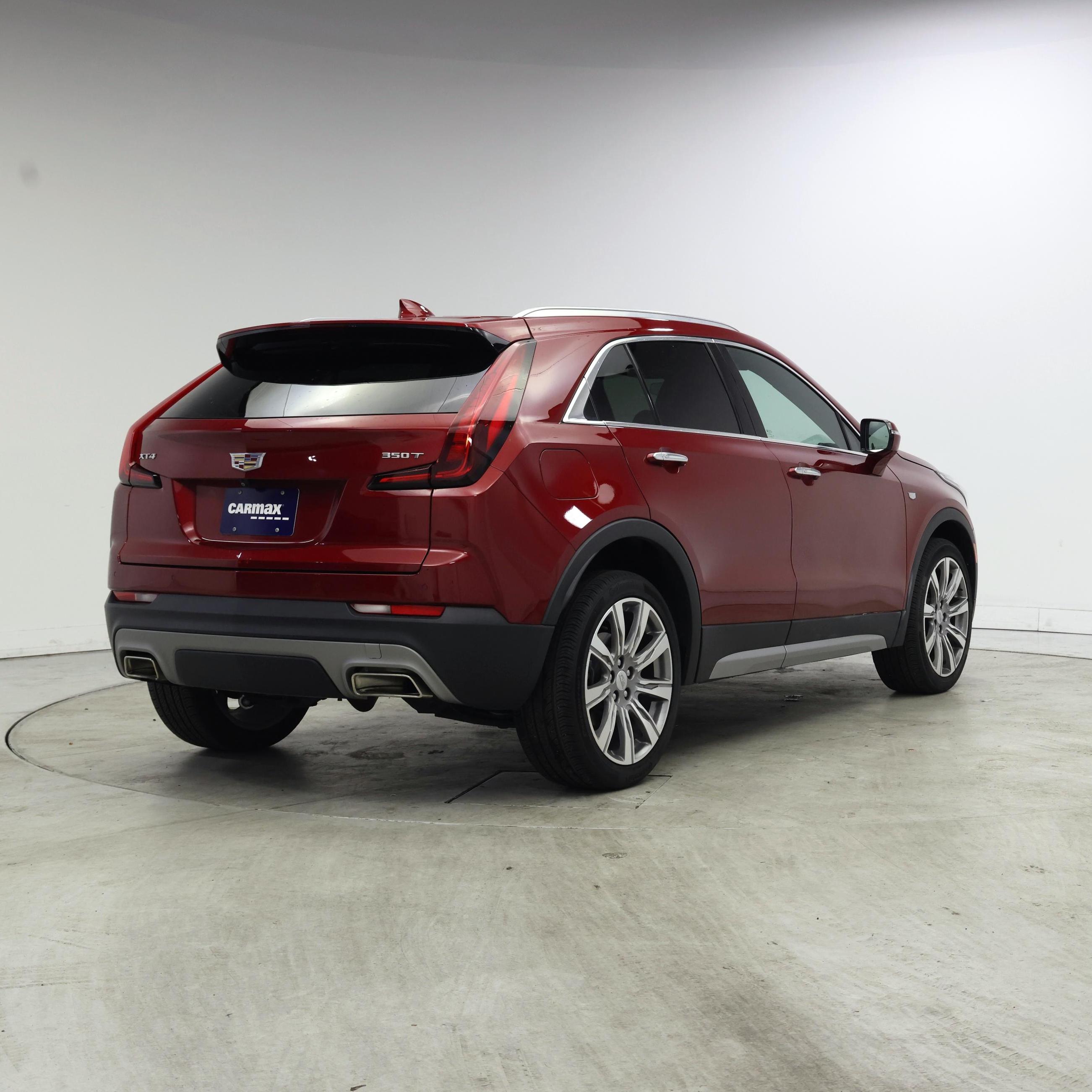 Thumbnail: 2023 Cadillac XT4 - 8