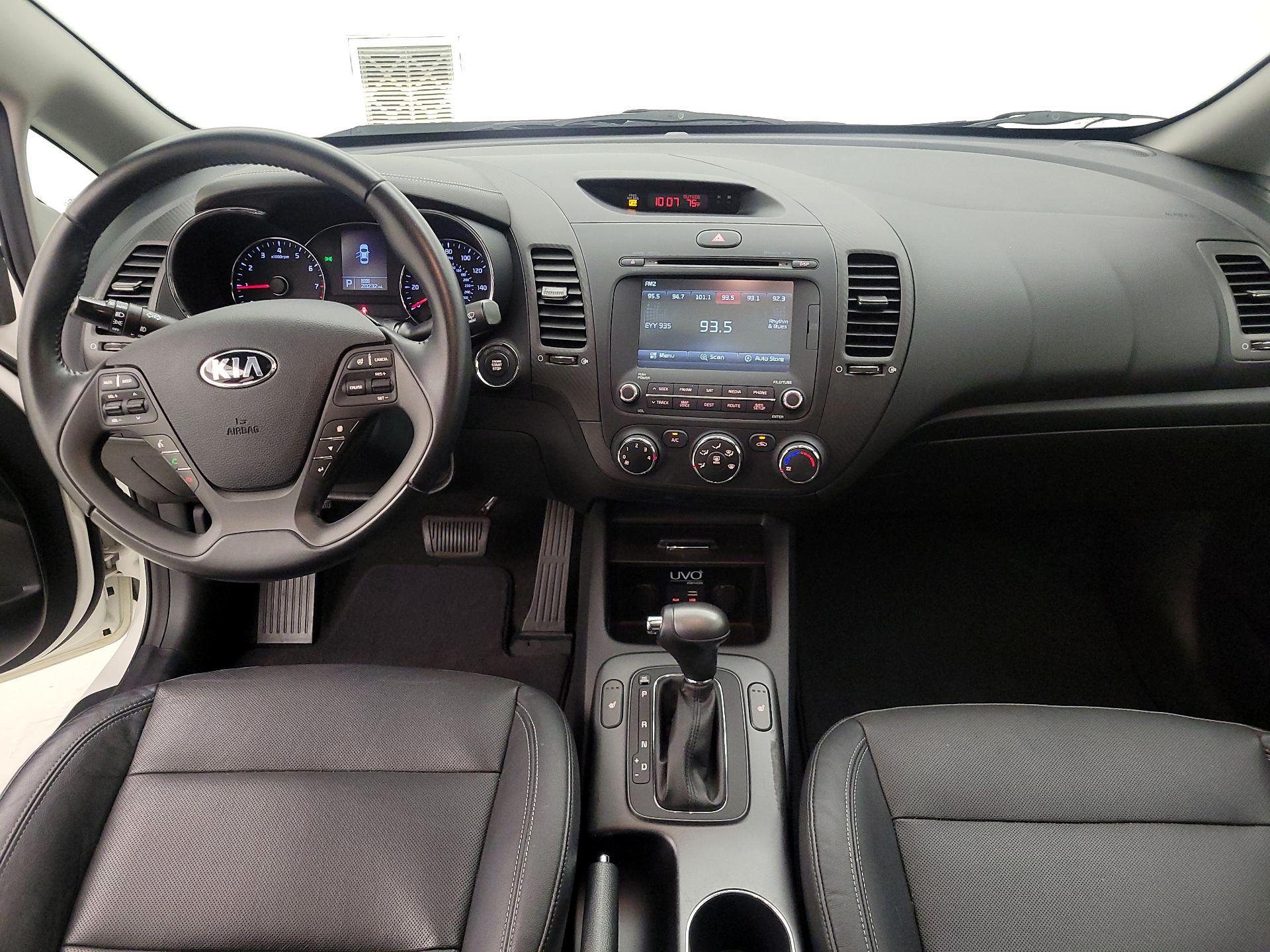 Thumbnail: 2016 Kia Forte - 9