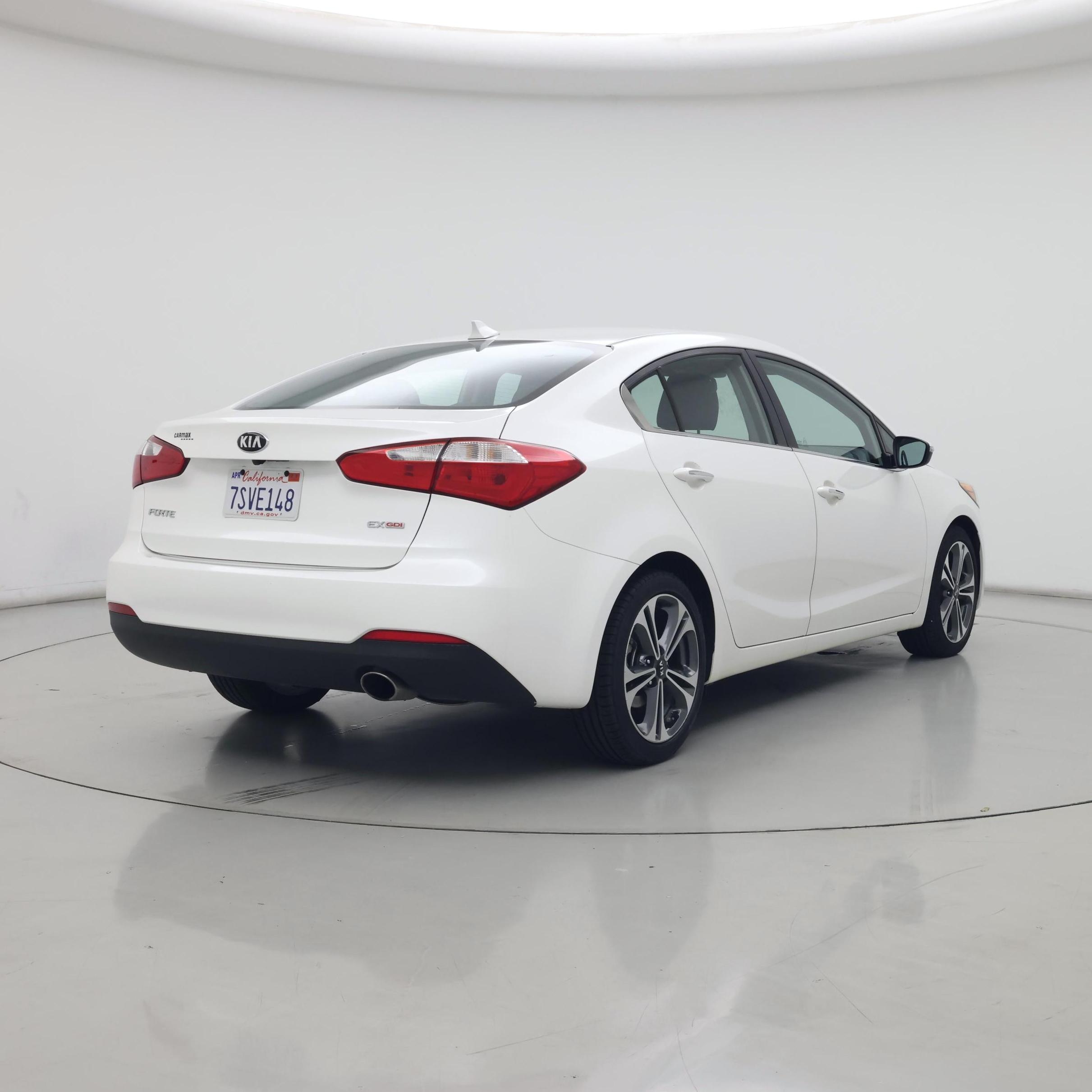 Thumbnail: 2016 Kia Forte - 8