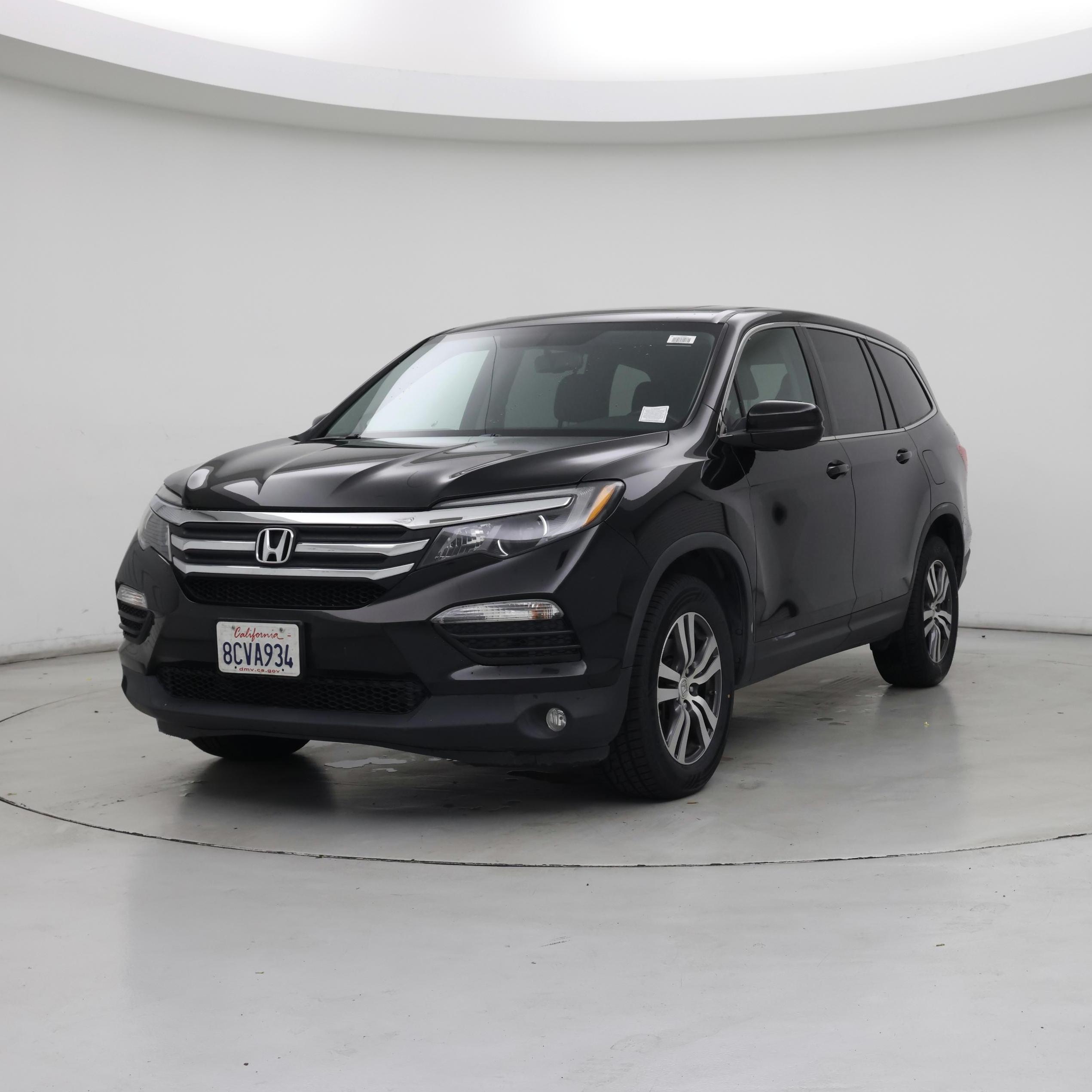 Thumbnail: 2017 Honda Pilot - 4