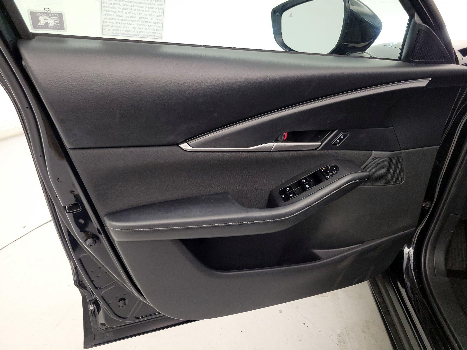 Thumbnail: 2025 Mazda CX-30 - 12