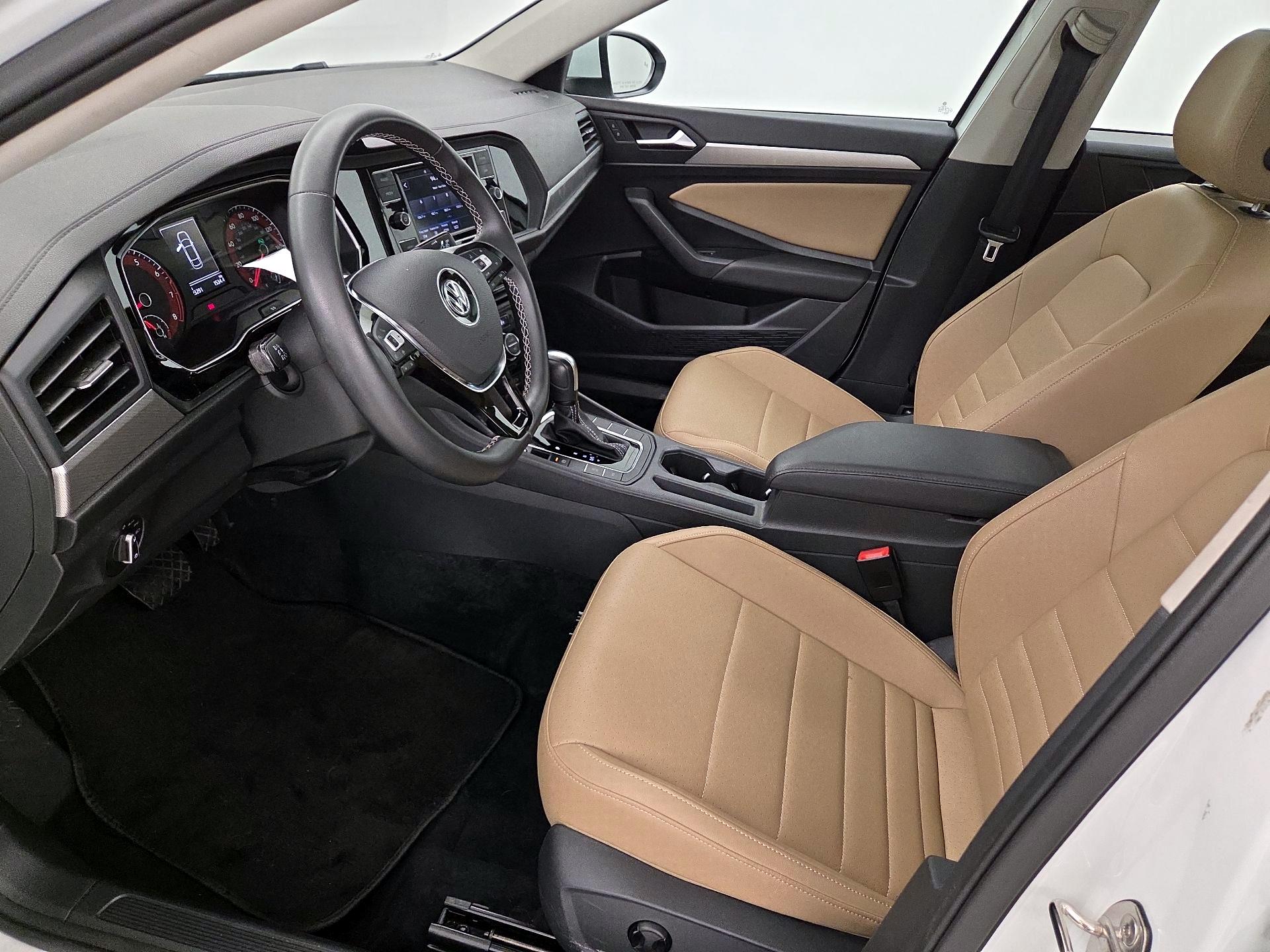 Thumbnail: 2021 Volkswagen Jetta - 11