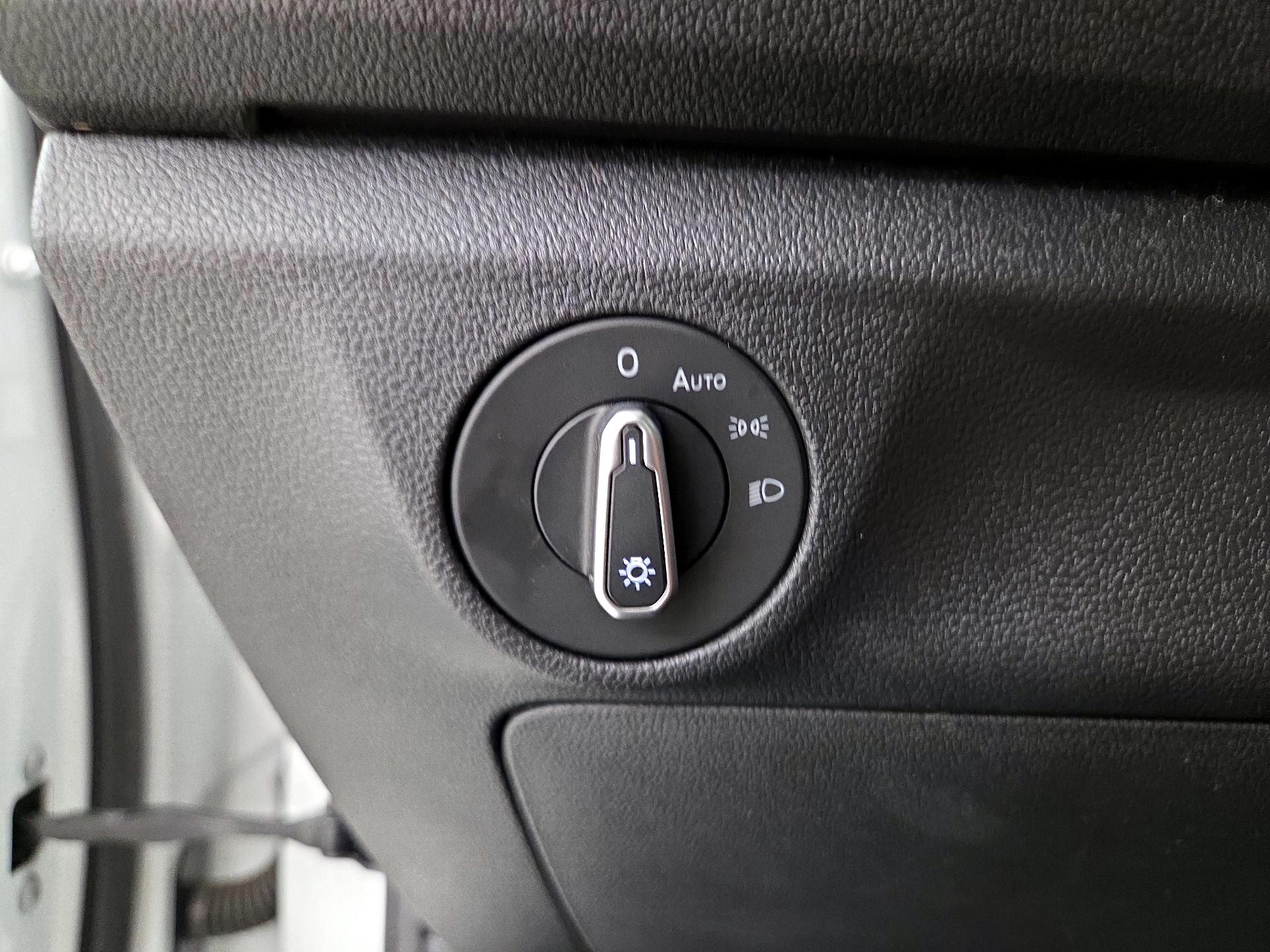 Thumbnail: 2021 Volkswagen Jetta - 13