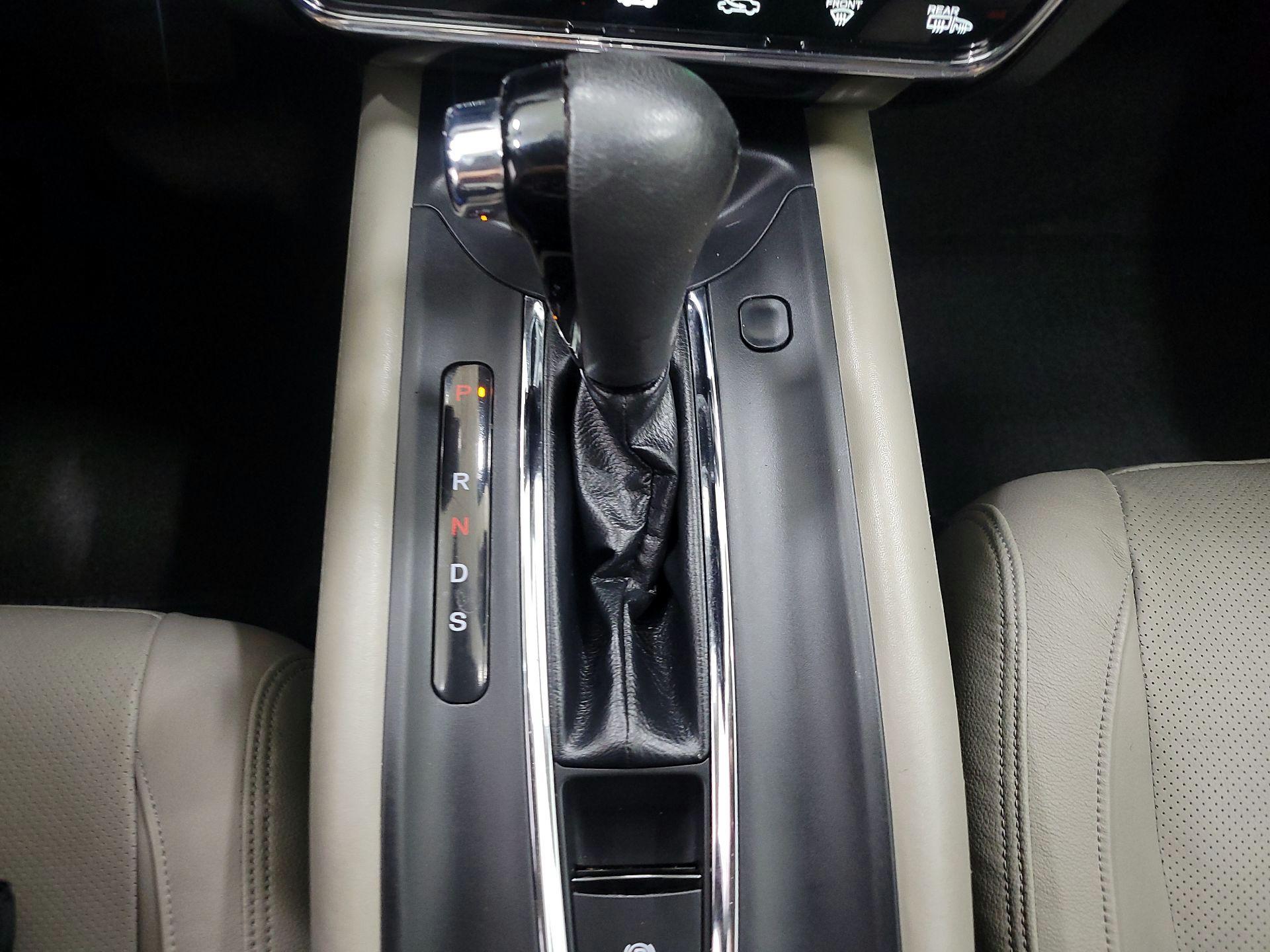 Thumbnail: 2021 Honda HR-V - 17