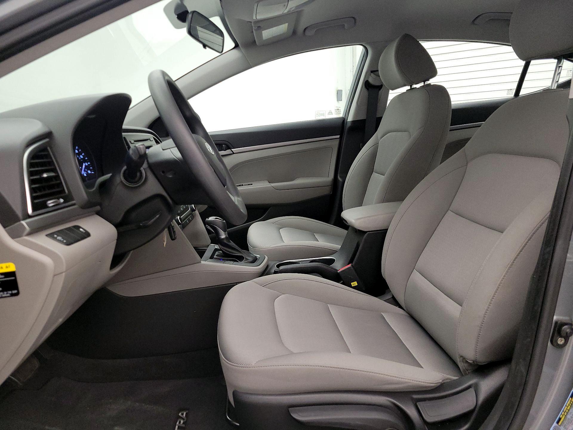 Thumbnail: 2018 Hyundai Elantra - 11