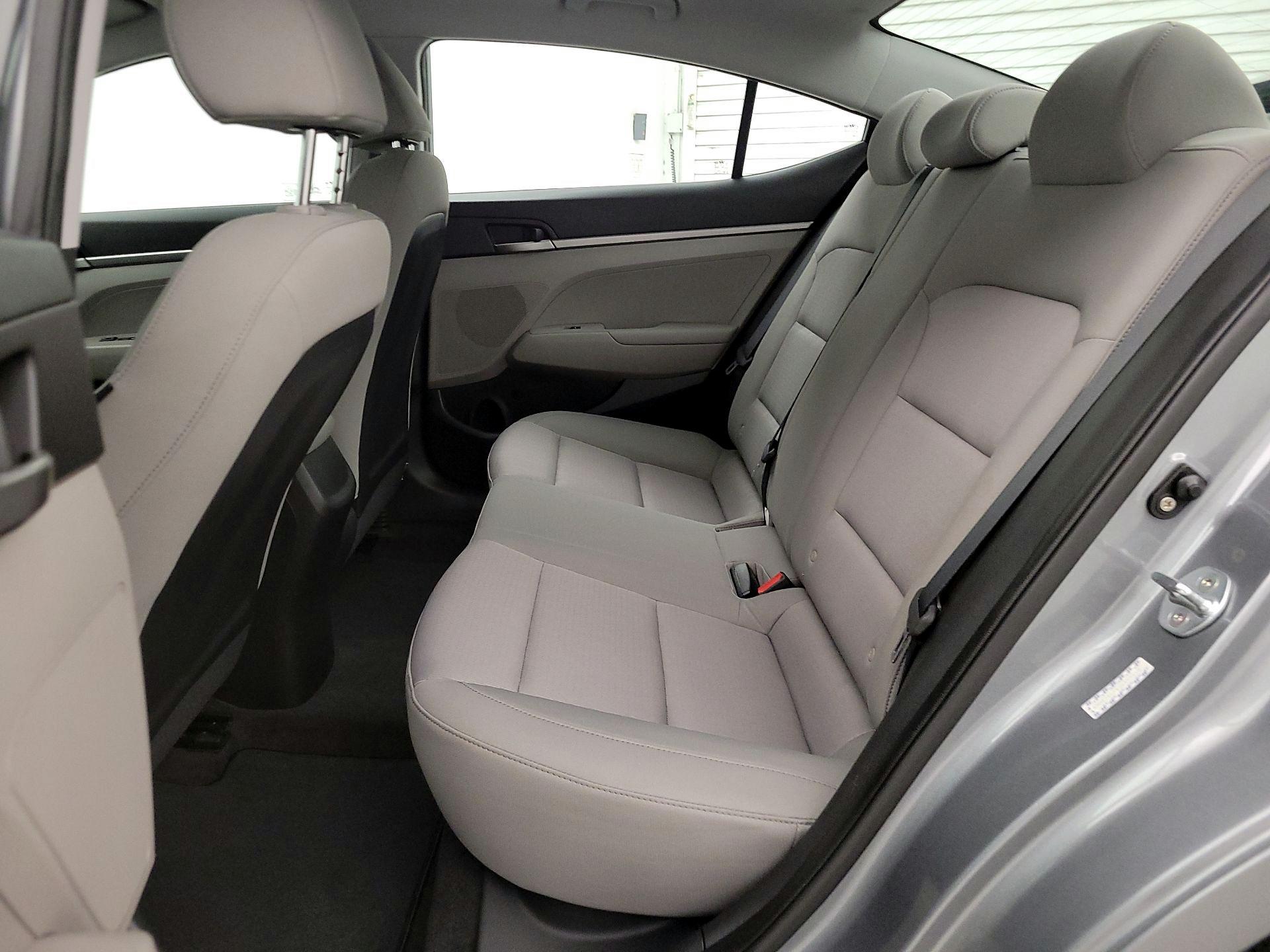 Thumbnail: 2018 Hyundai Elantra - 18