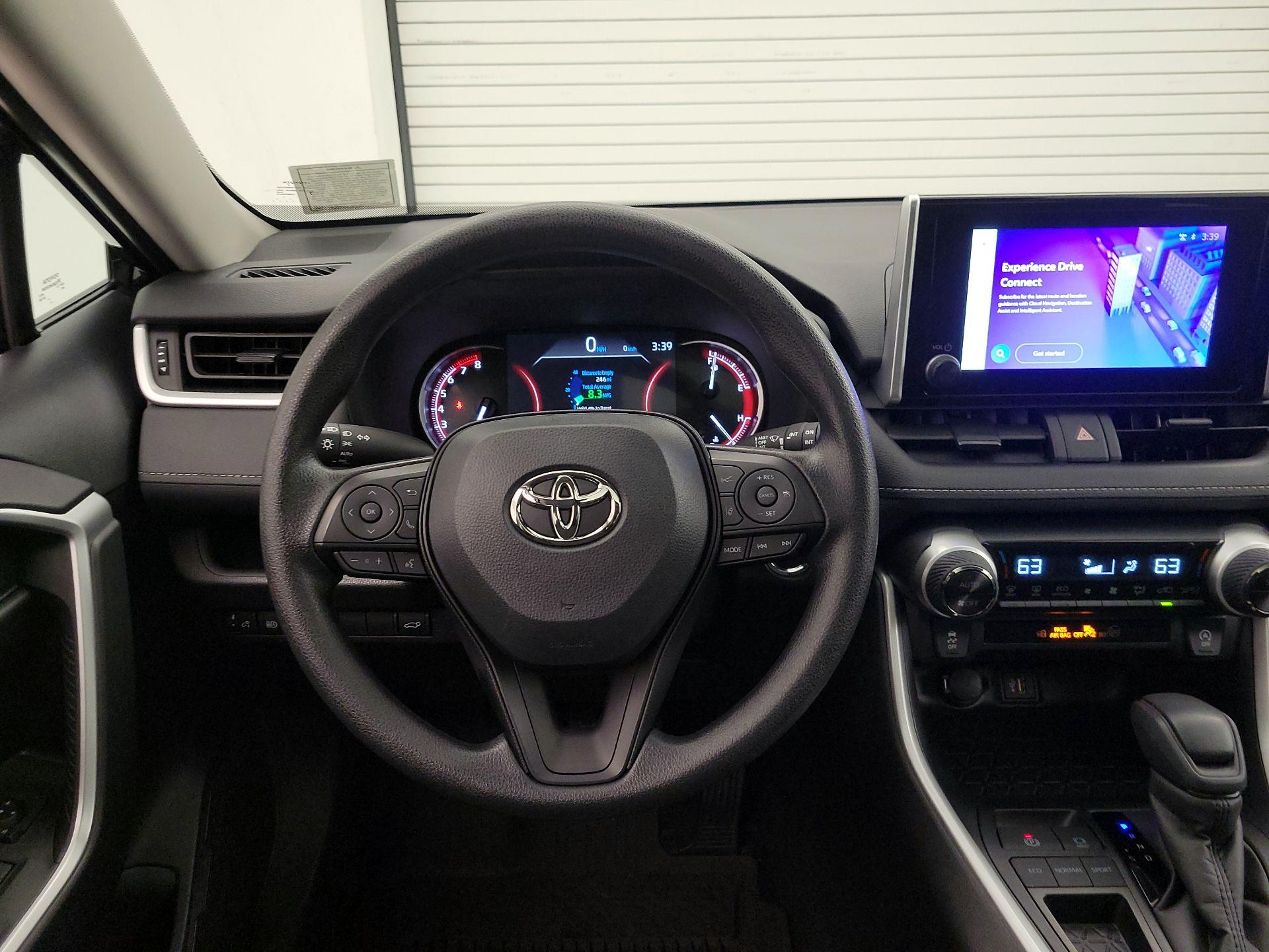 Thumbnail: 2025 Toyota RAV4 - 10