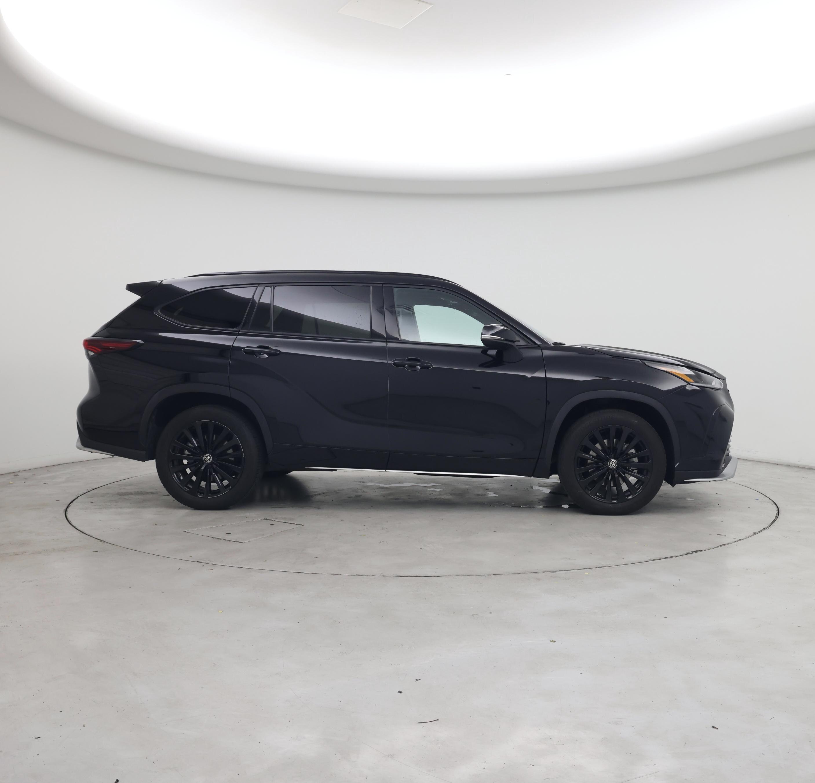 Thumbnail: 2025 Toyota Highlander - 7