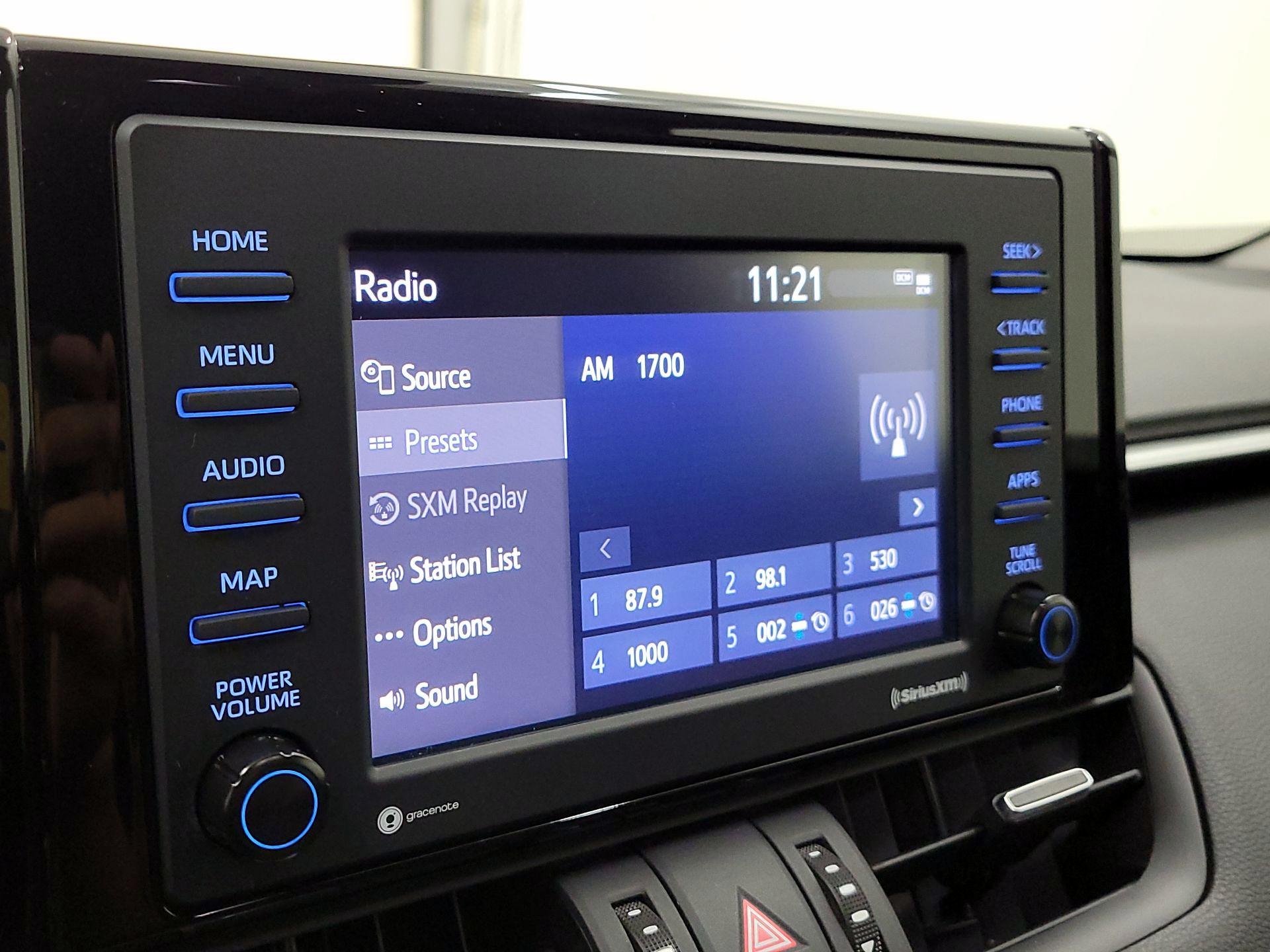 Thumbnail: 2022 Toyota RAV4 - 15