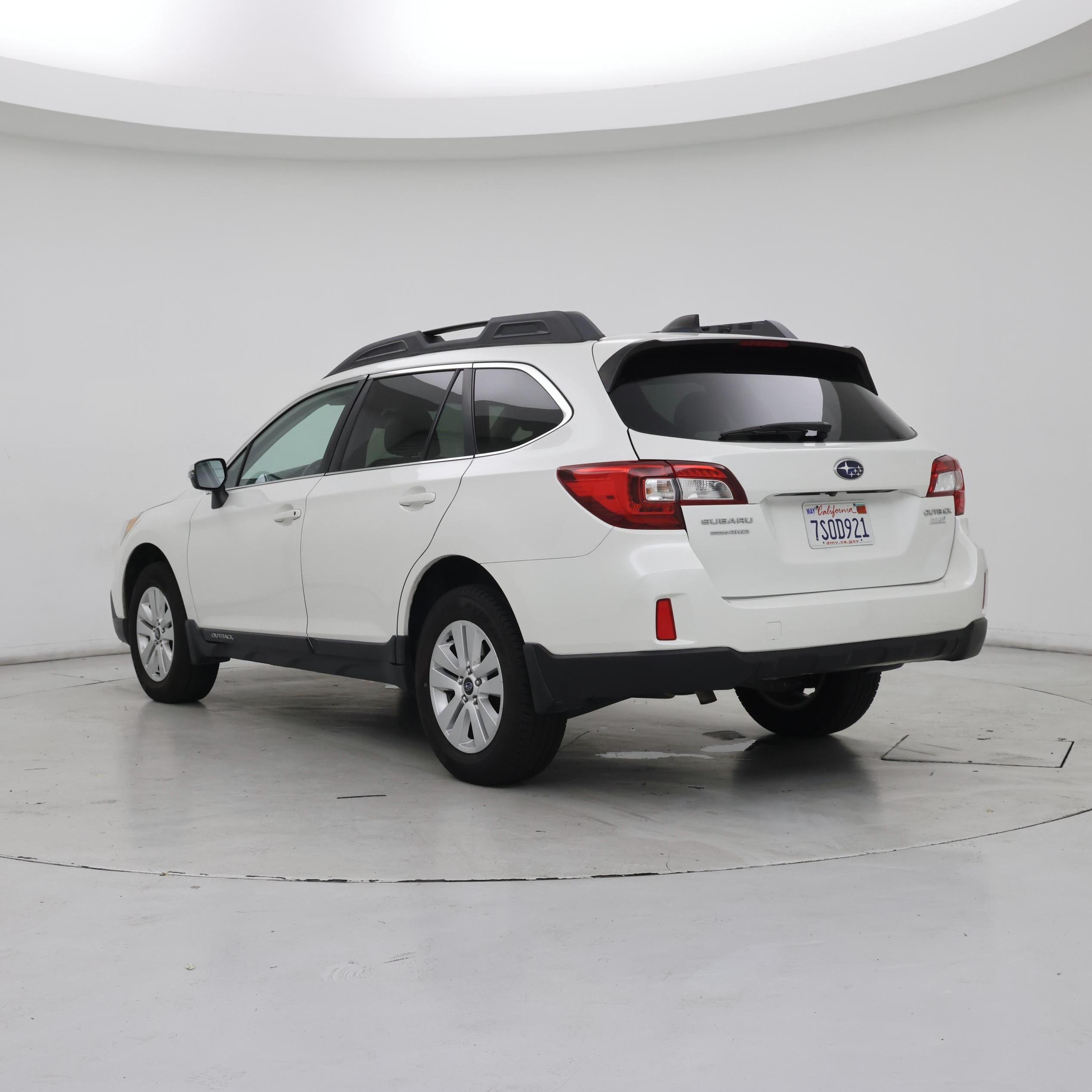 Thumbnail: 2016 Subaru Outback - 2