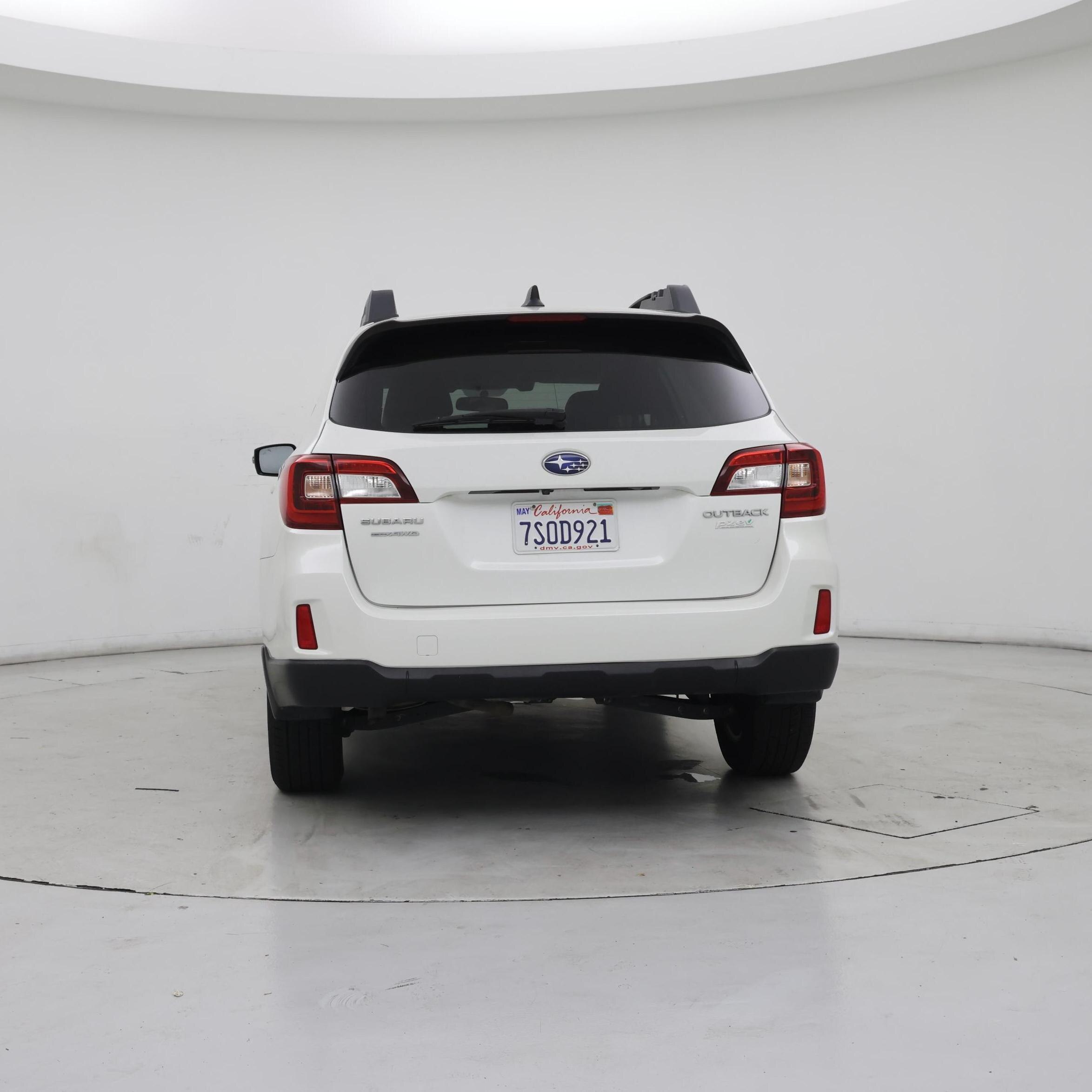 Thumbnail: 2016 Subaru Outback - 6