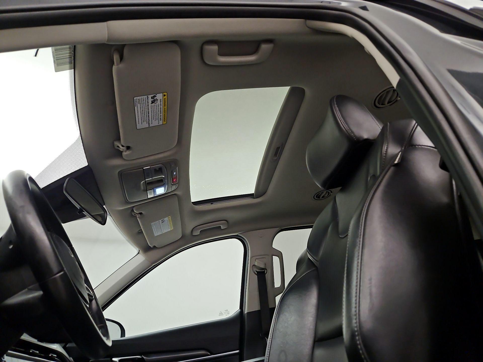 Thumbnail: 2024 Kia Telluride - 20
