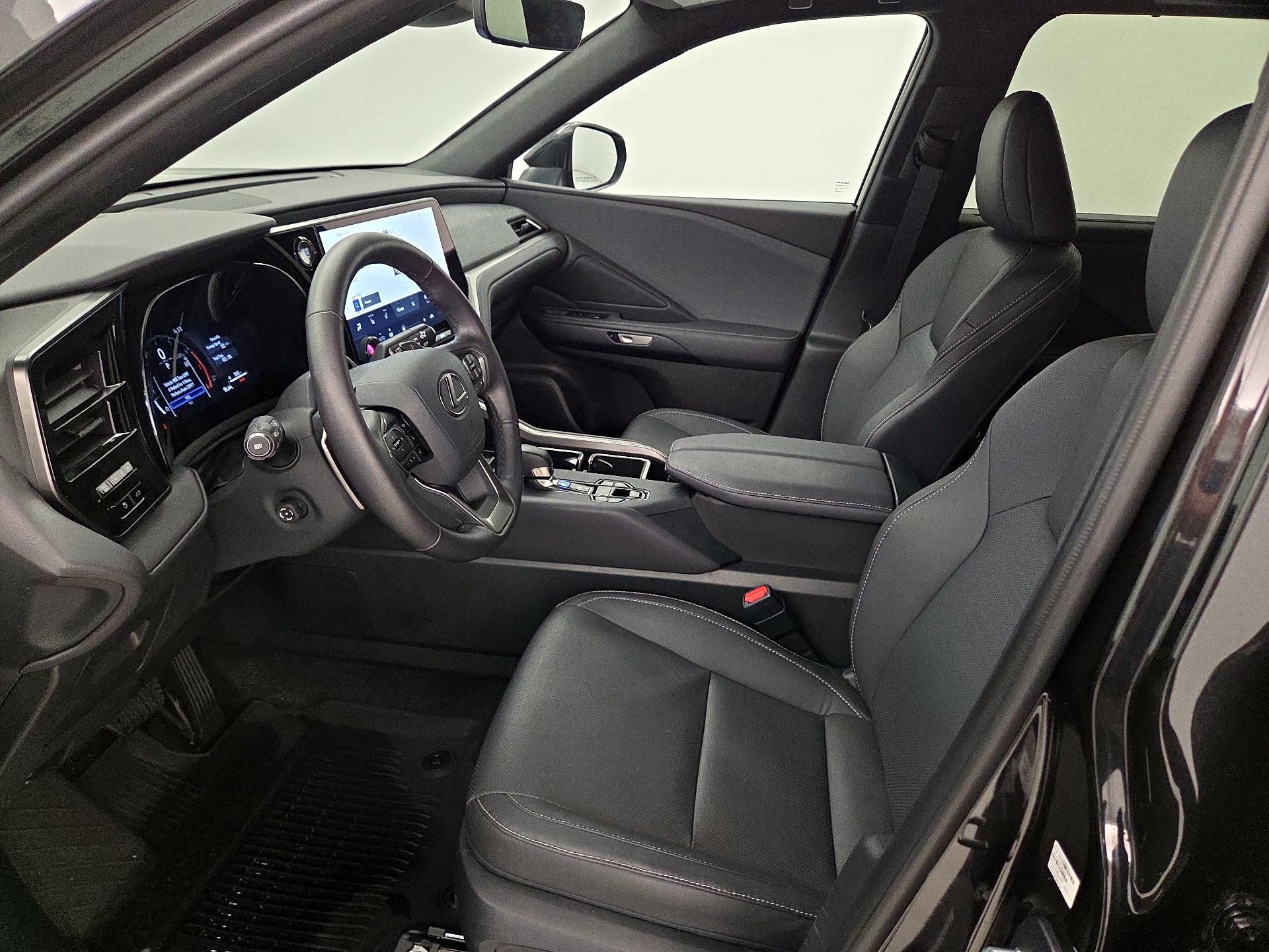 Thumbnail: 2025 Lexus TX - 11