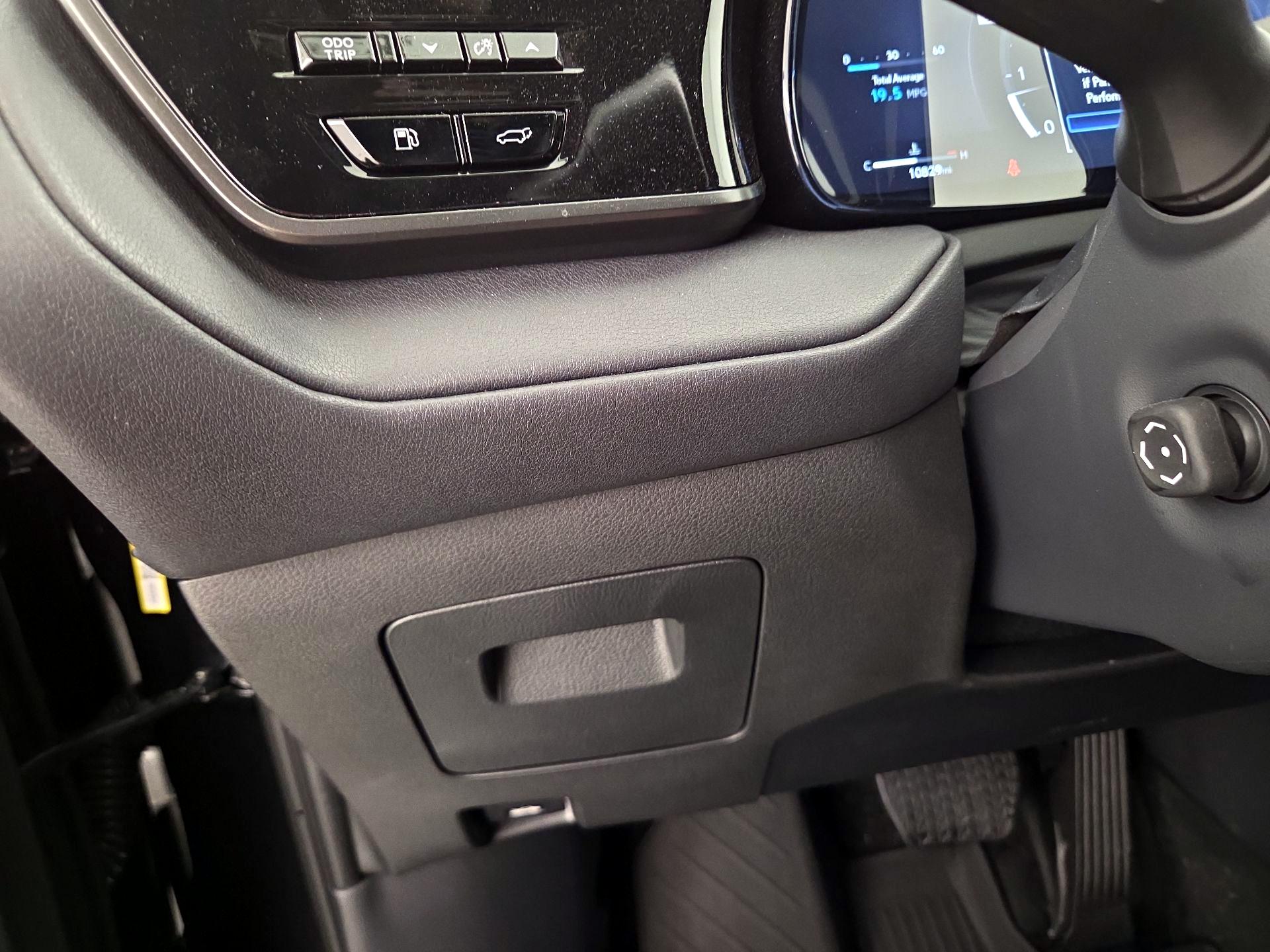 Thumbnail: 2025 Lexus TX - 13