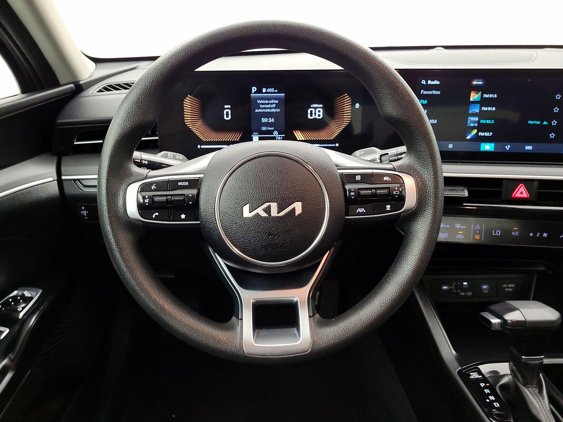 Thumbnail: 2025 Kia K5 - 10