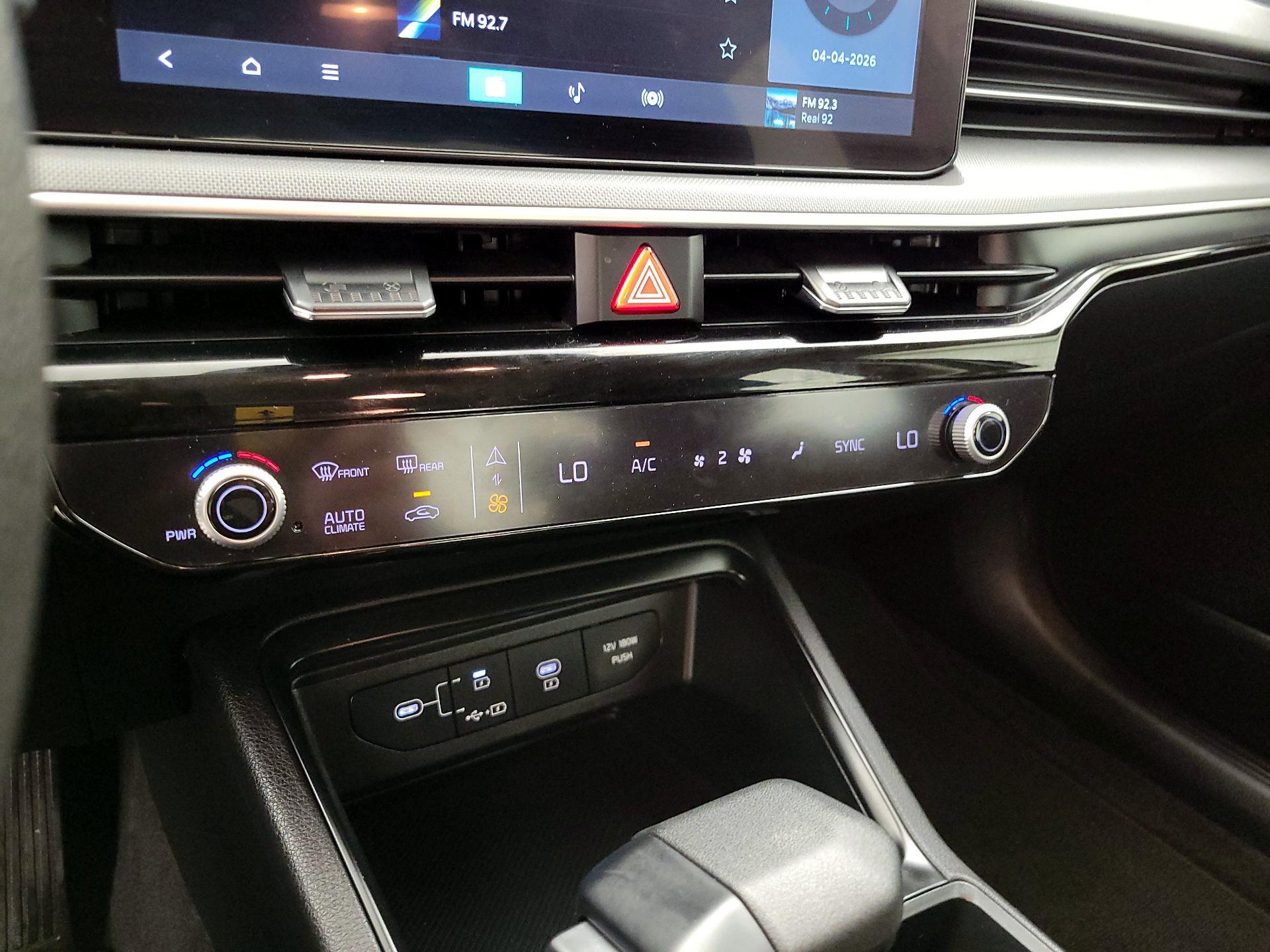 Thumbnail: 2025 Kia K5 - 16