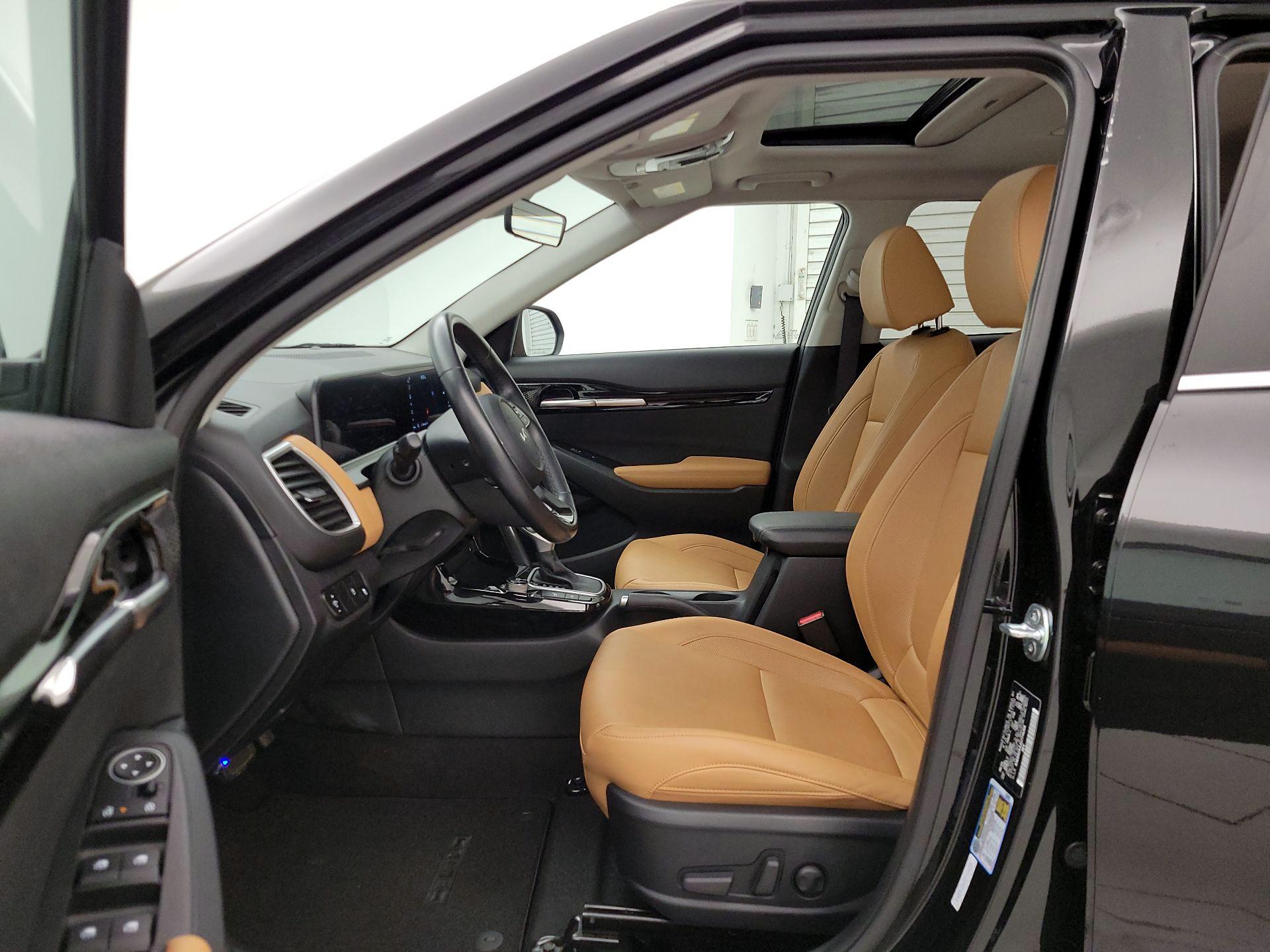 Thumbnail: 2025 Kia Seltos - 11