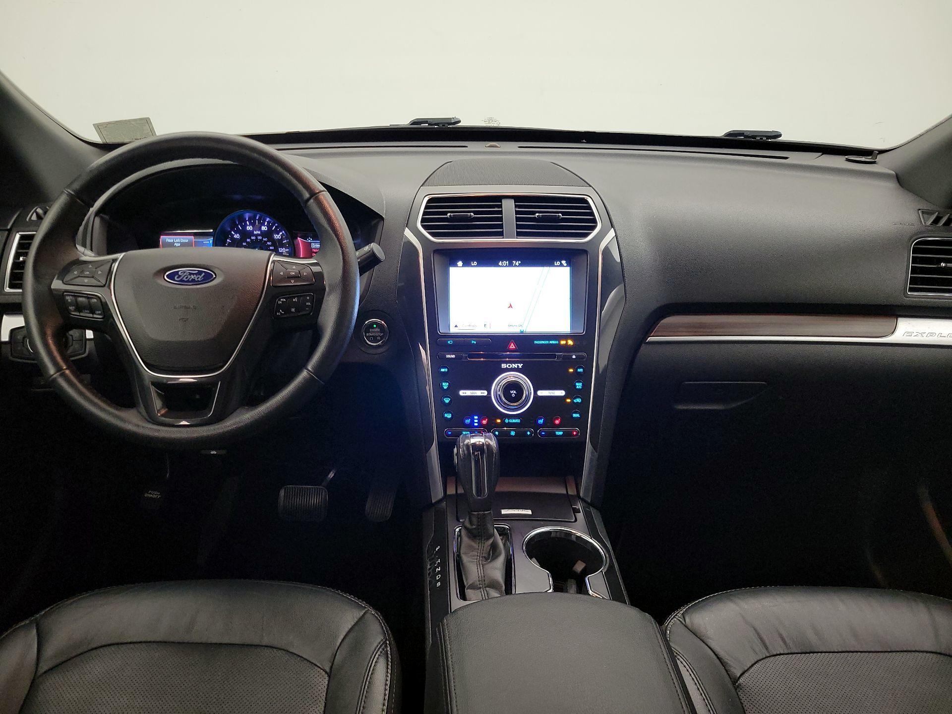 Thumbnail: 2018 Ford Explorer - 9