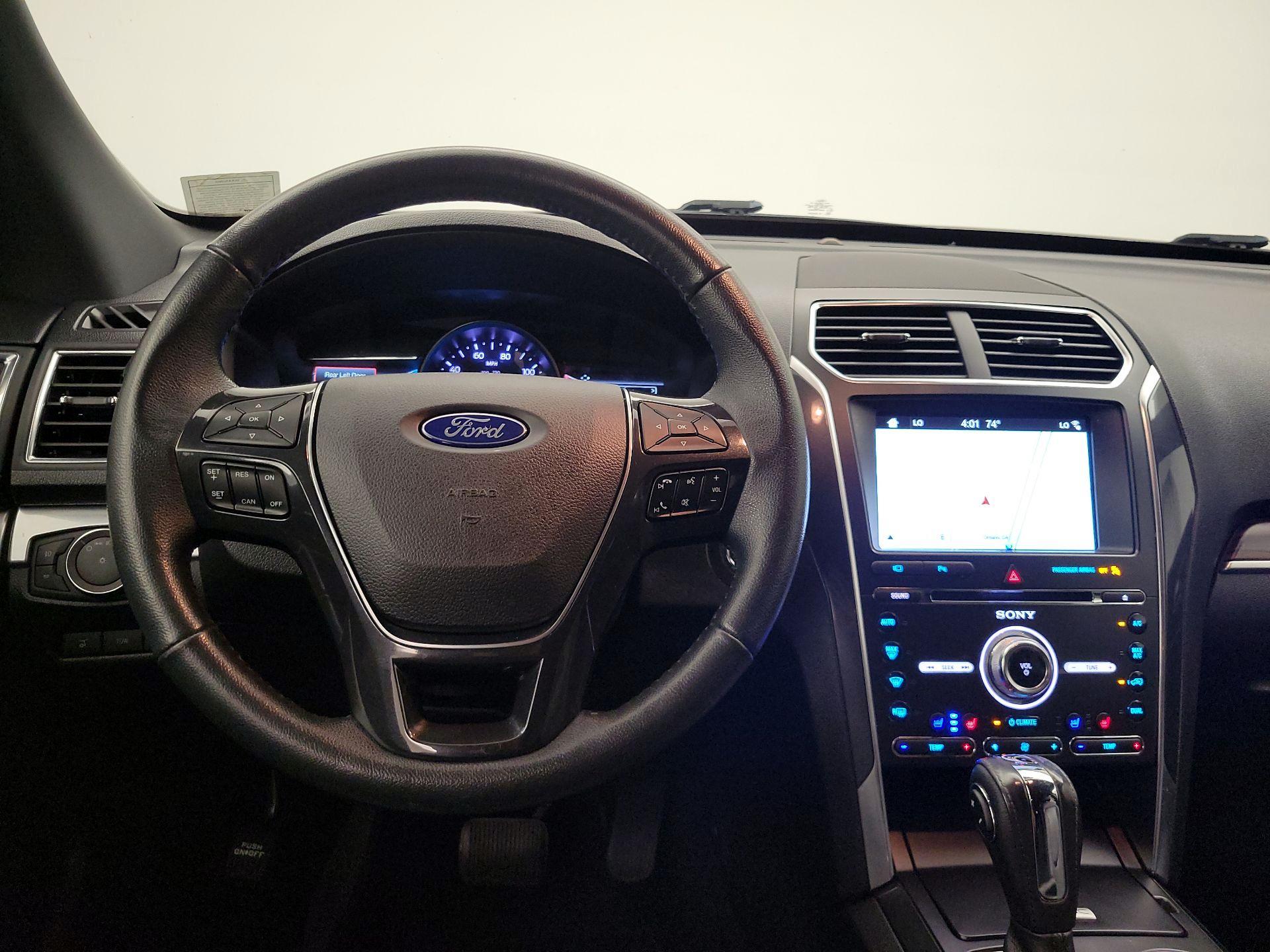 Thumbnail: 2018 Ford Explorer - 10