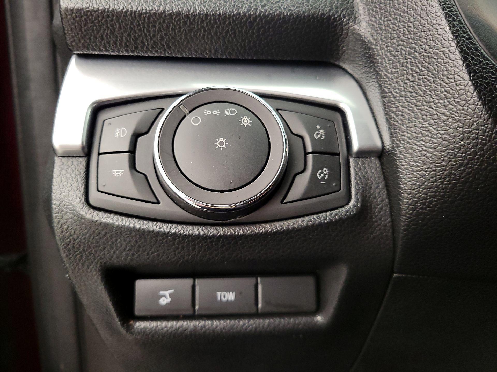 Thumbnail: 2018 Ford Explorer - 13