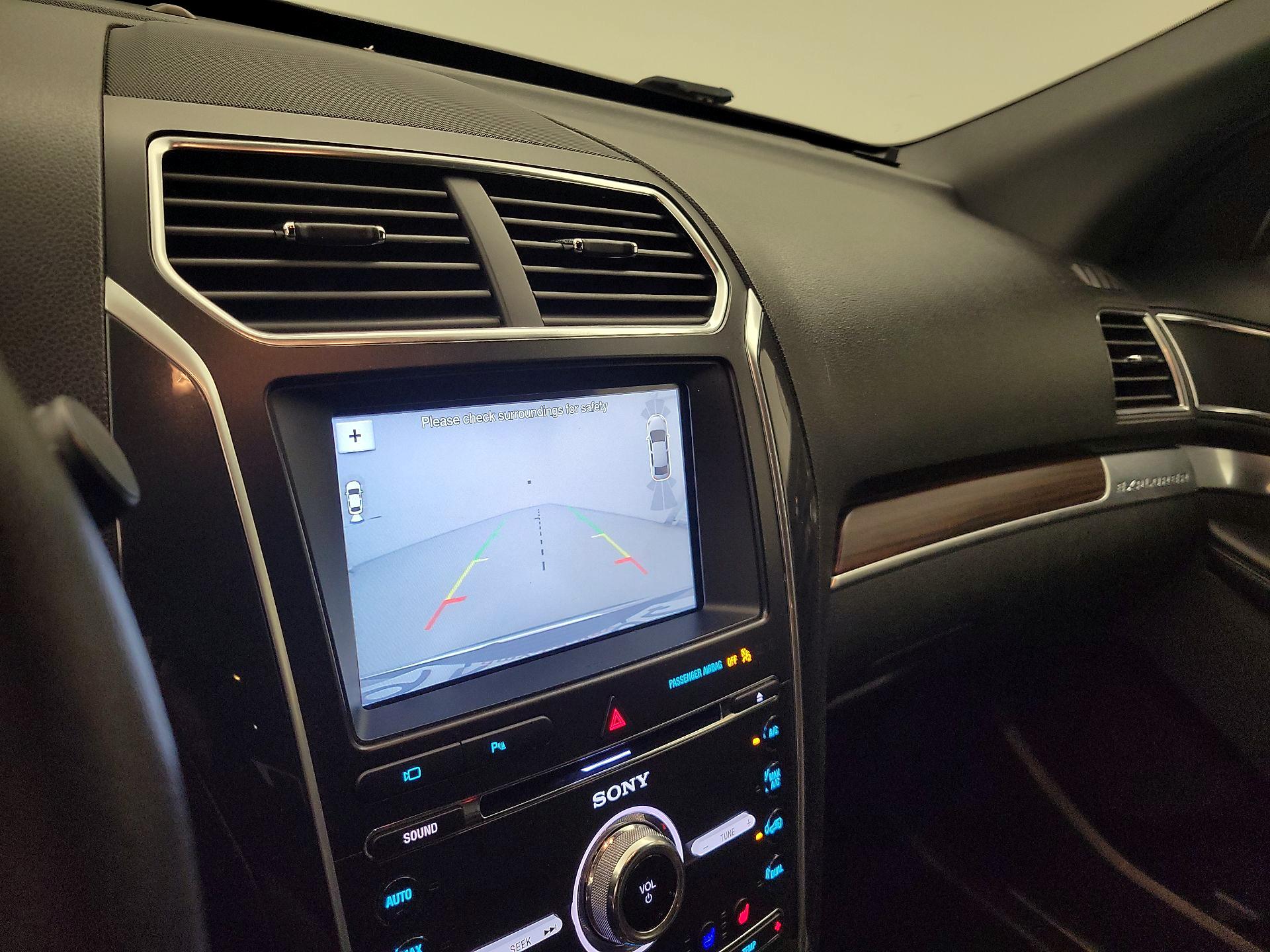 Thumbnail: 2018 Ford Explorer - 15